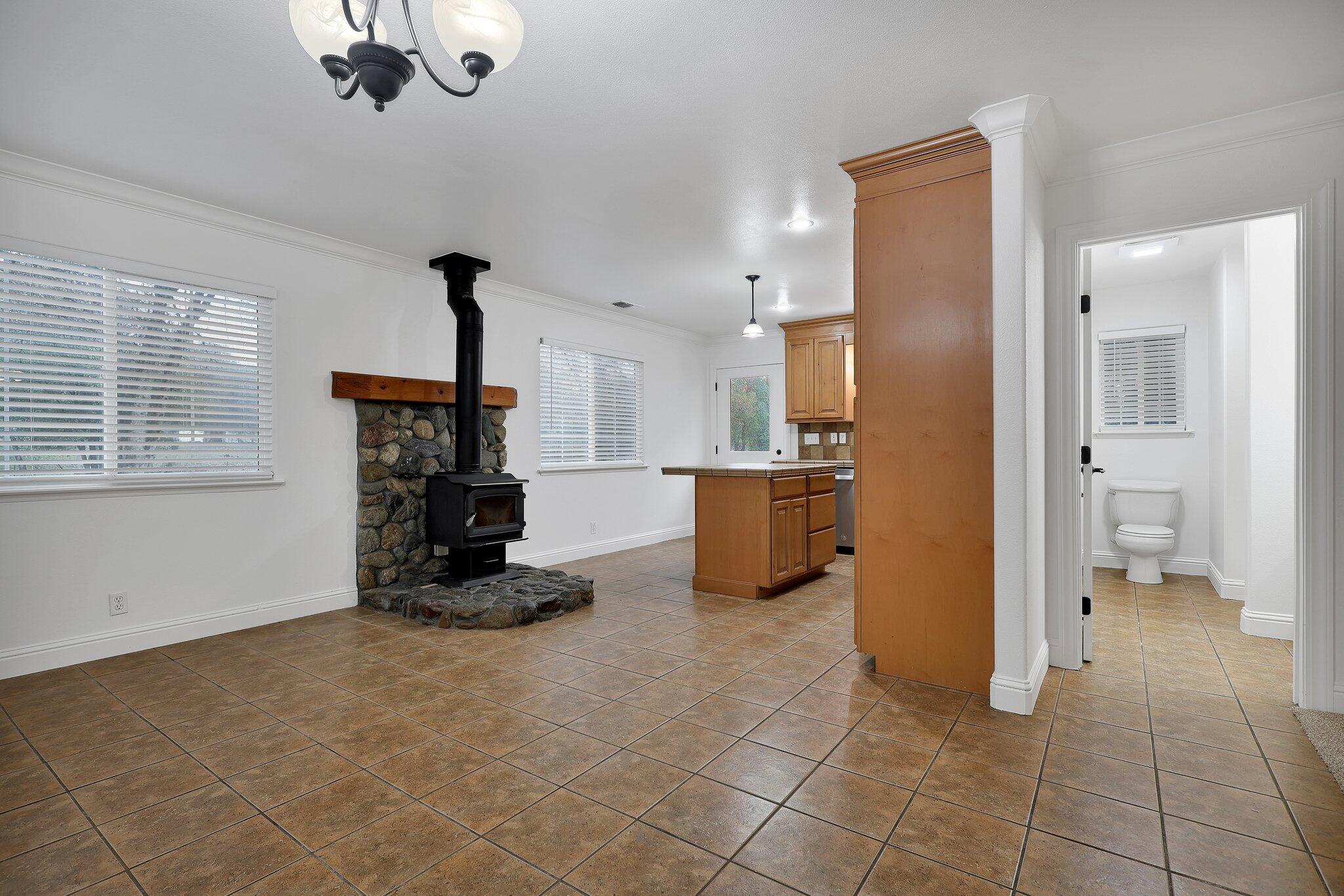 property viewer photo 4