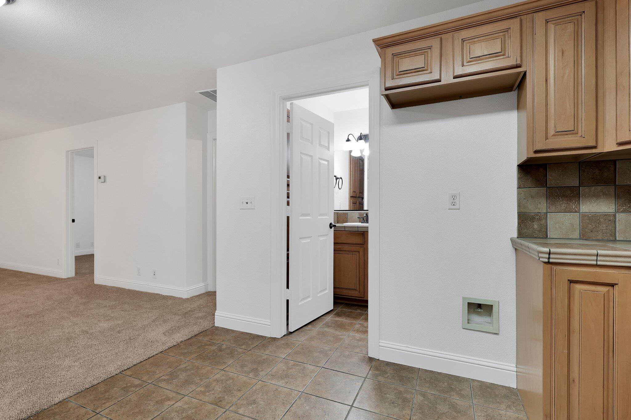 property viewer photo 48