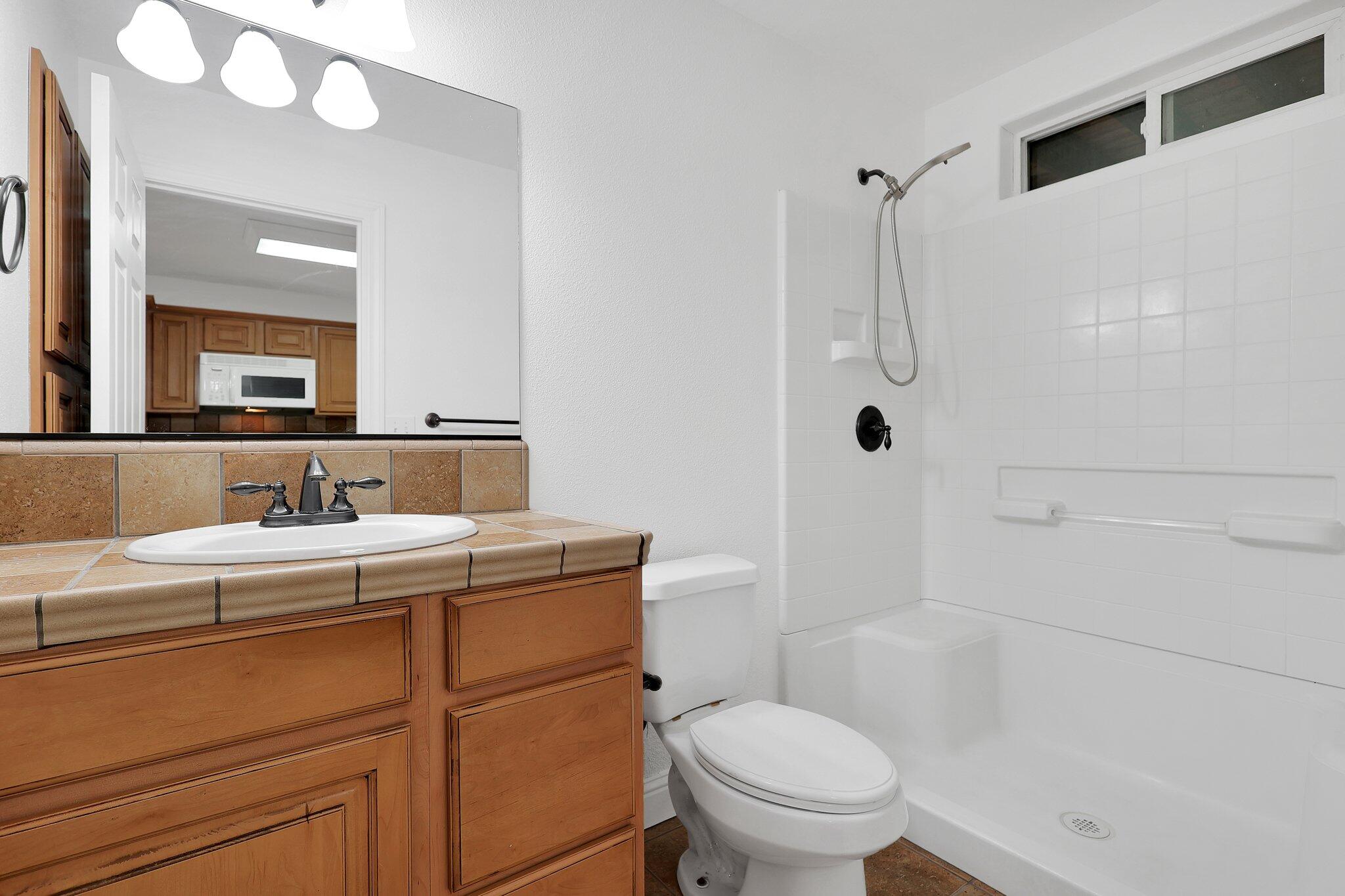 property viewer photo 49