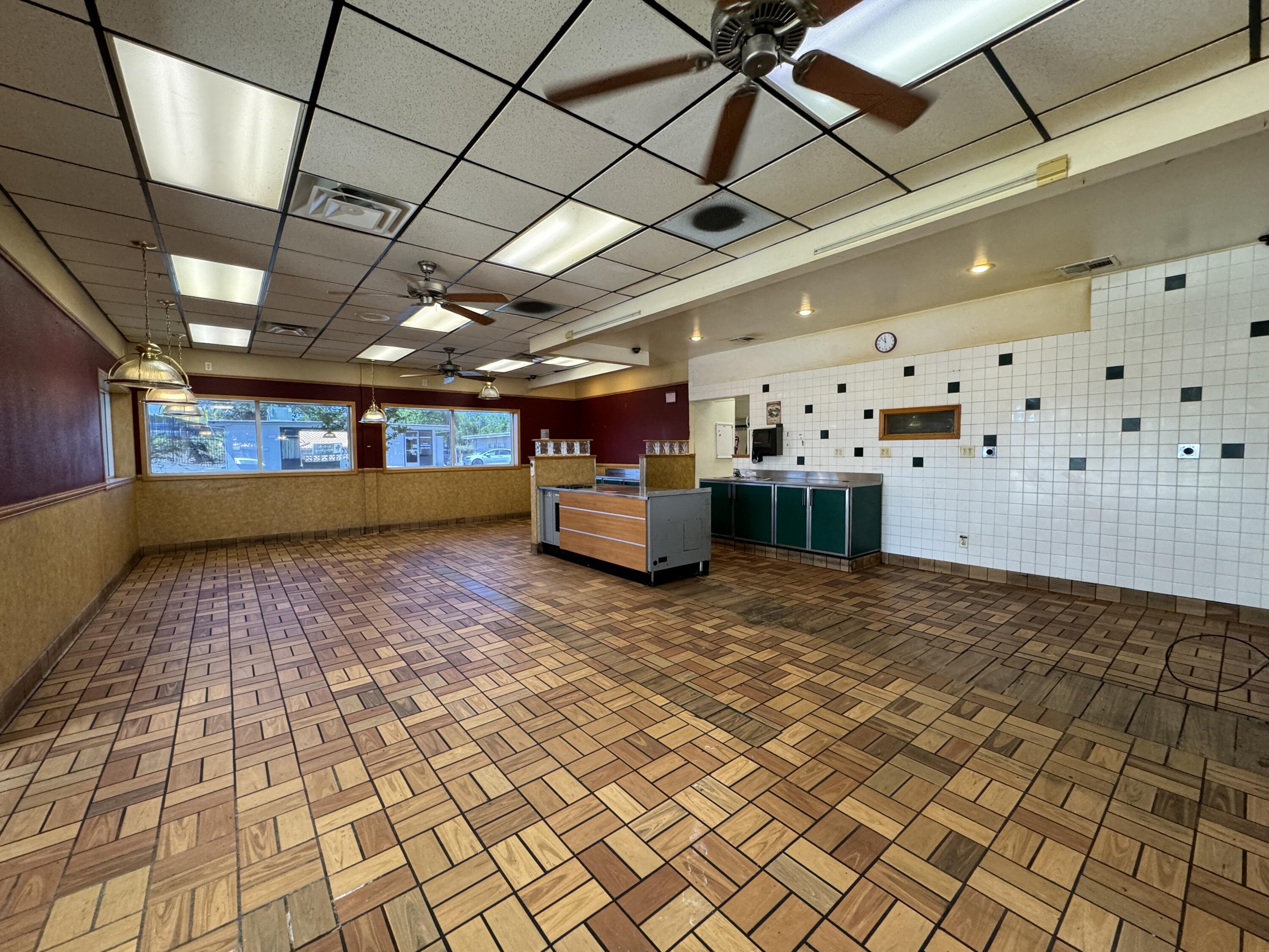 property viewer photo 3