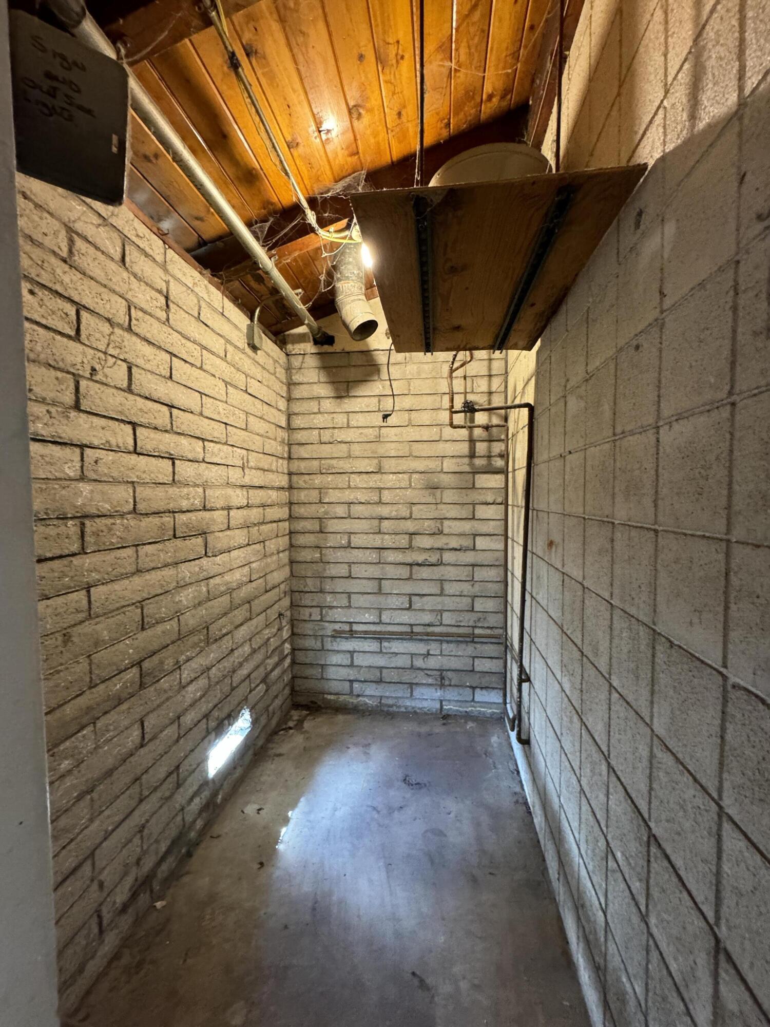 property viewer photo 10