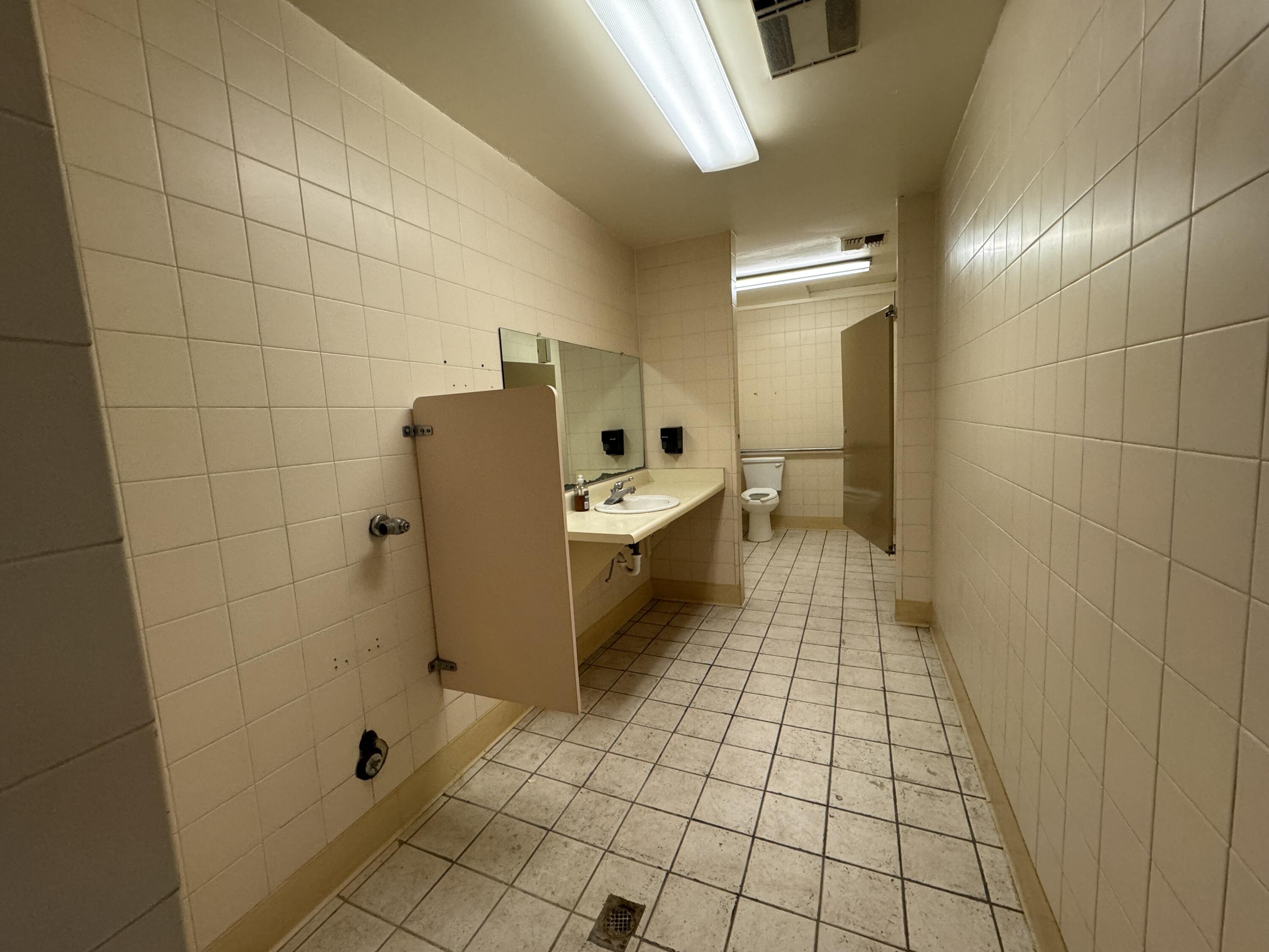 property viewer photo 13