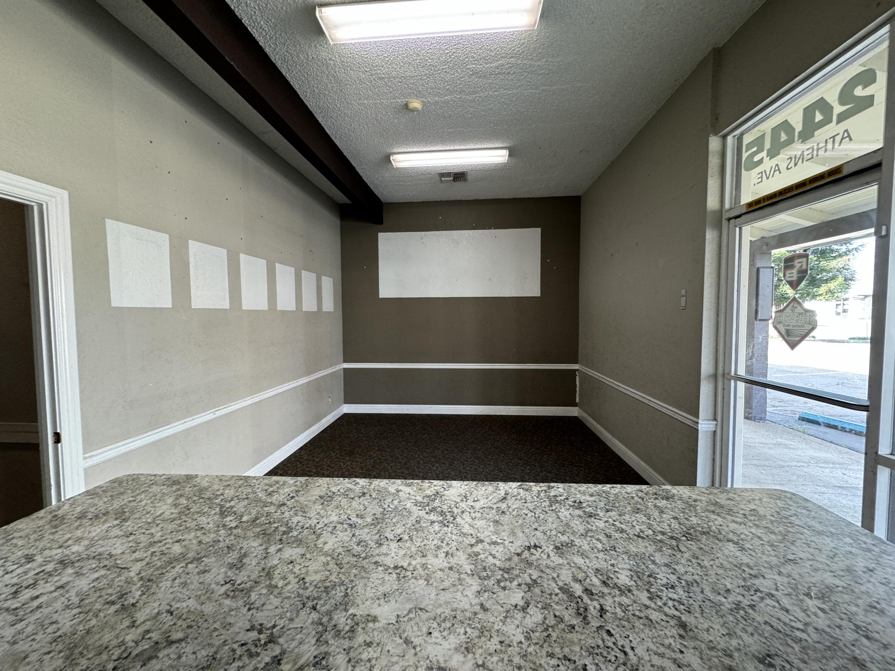 property viewer photo 4