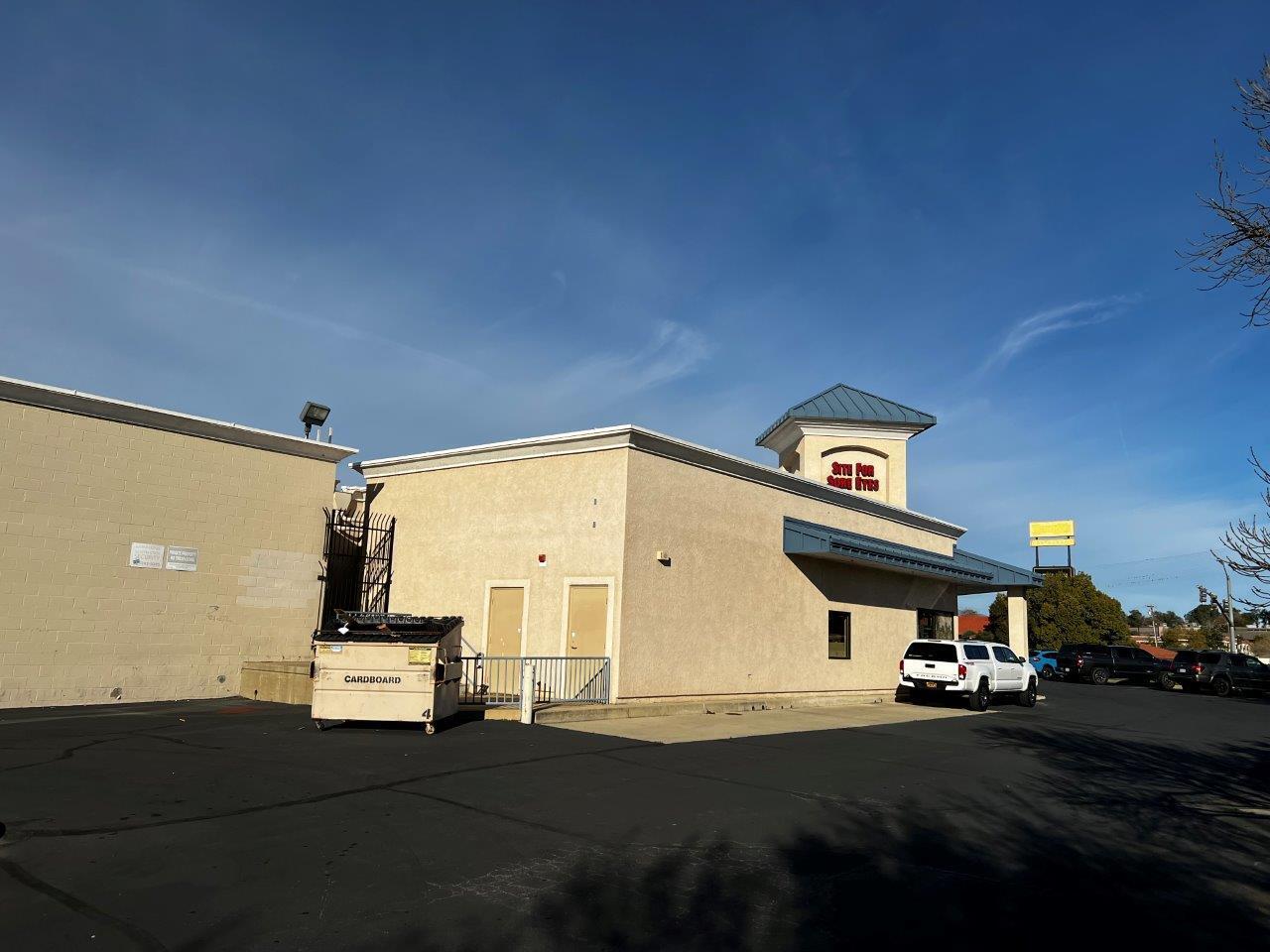 main property photo 8