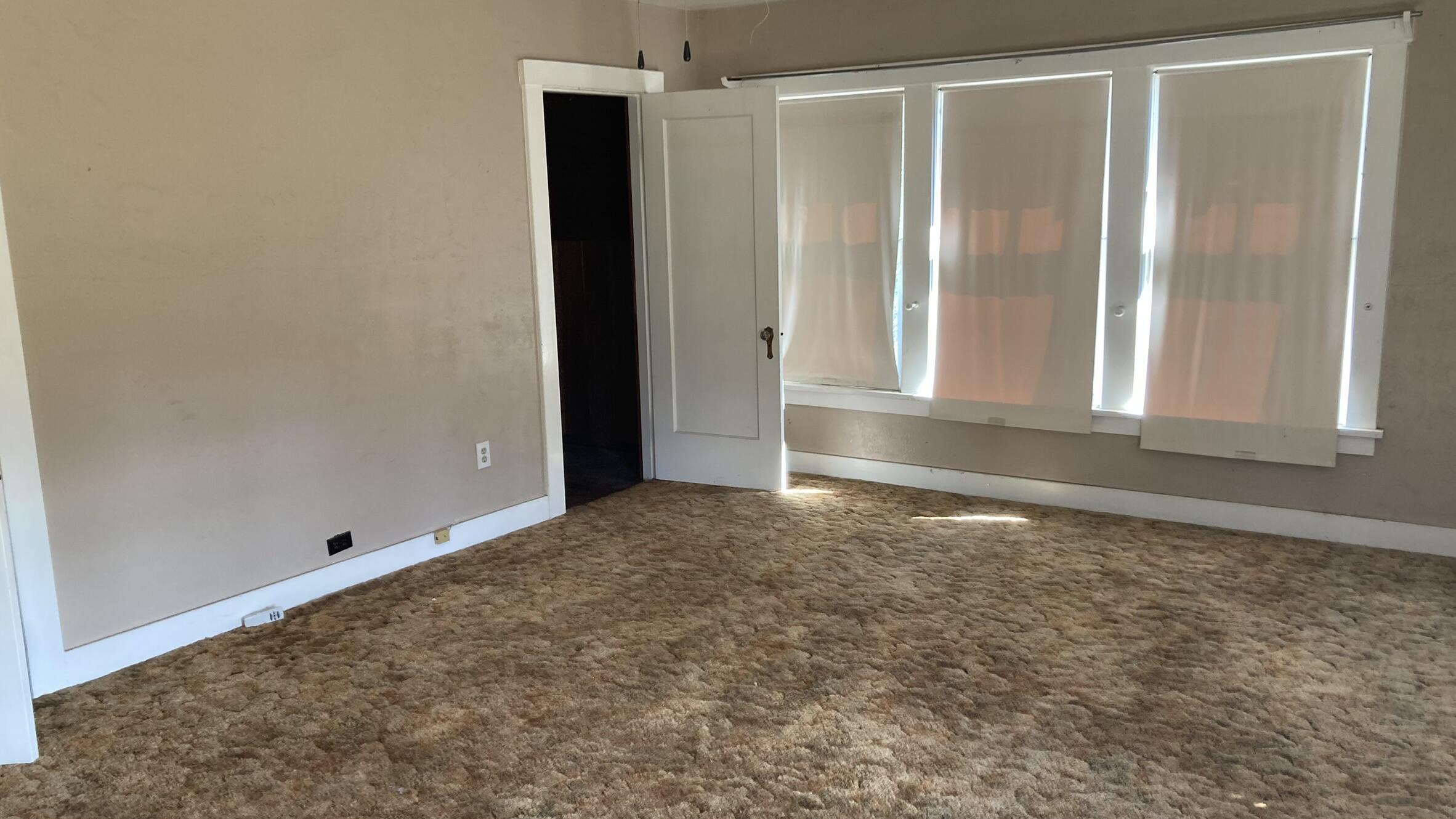 property viewer photo 15