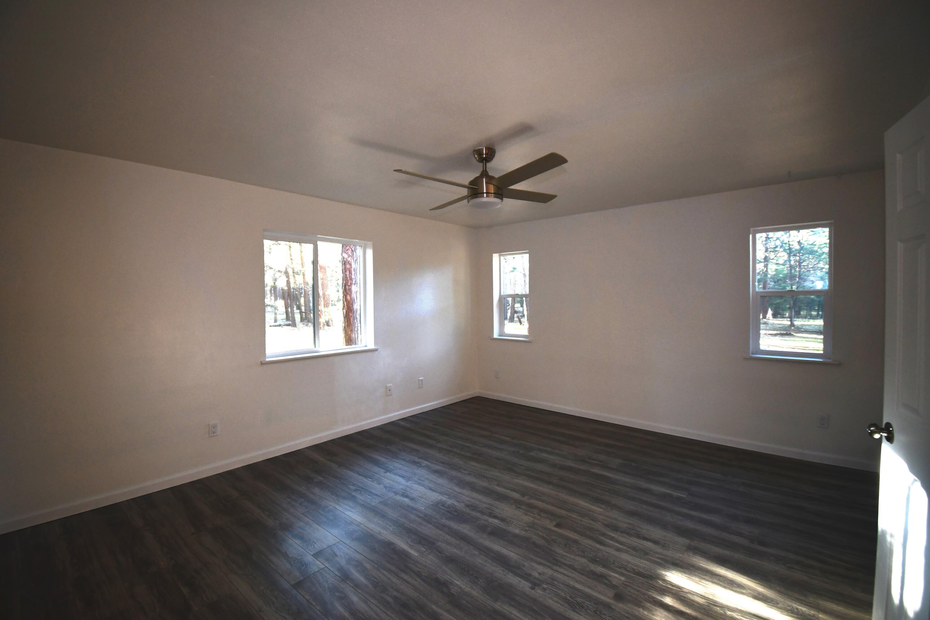 property viewer photo 12