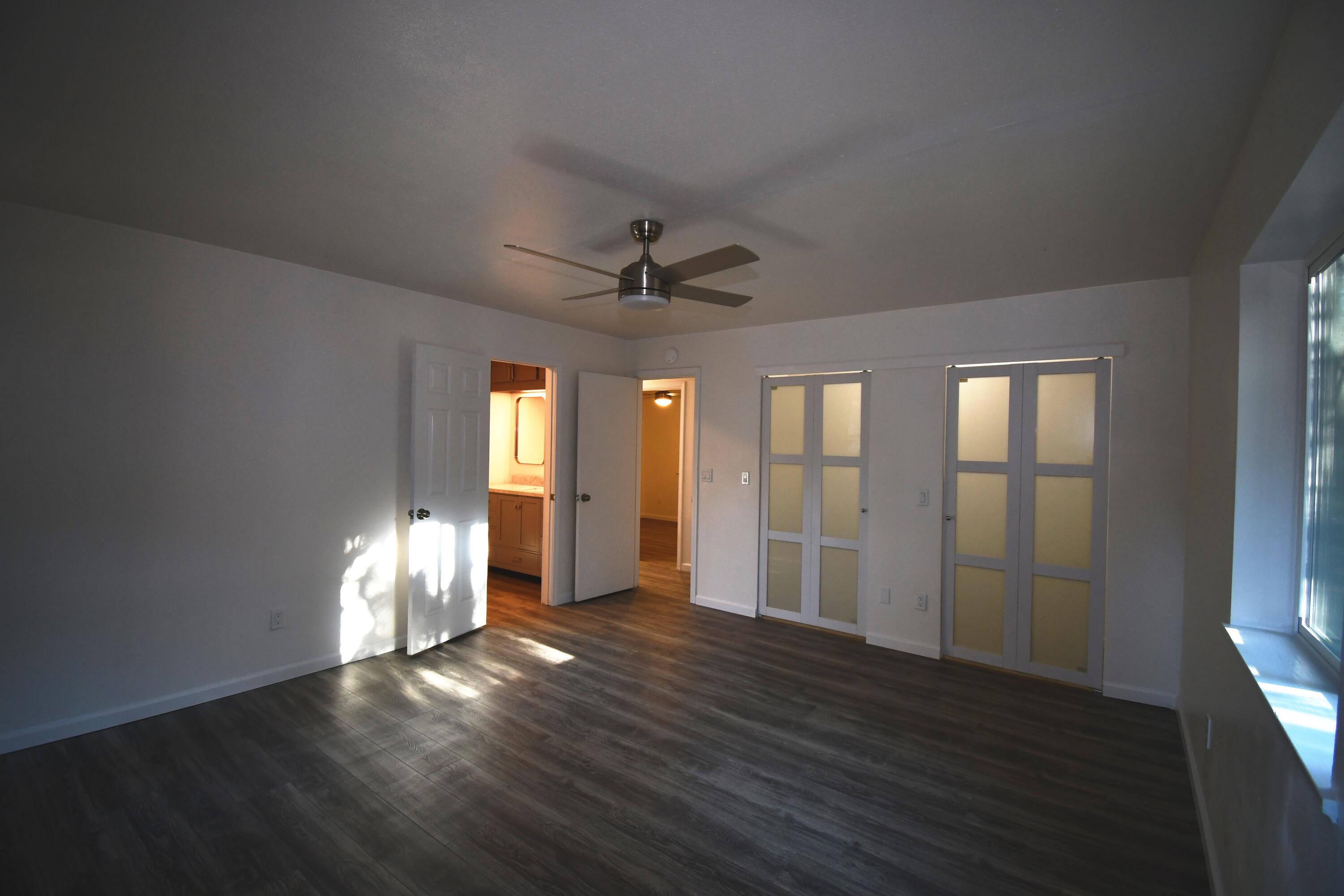 property viewer photo 13