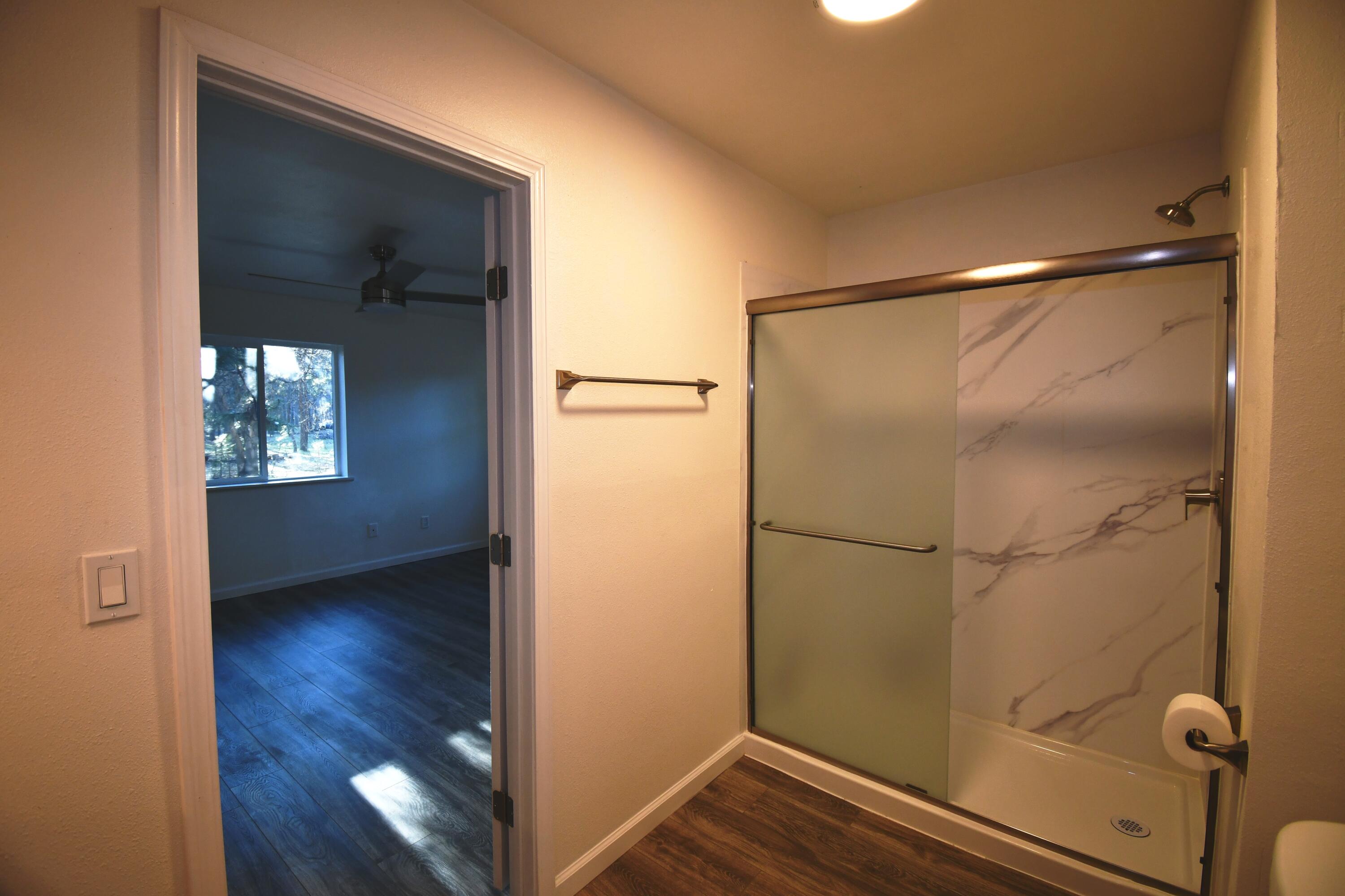 property viewer photo 21