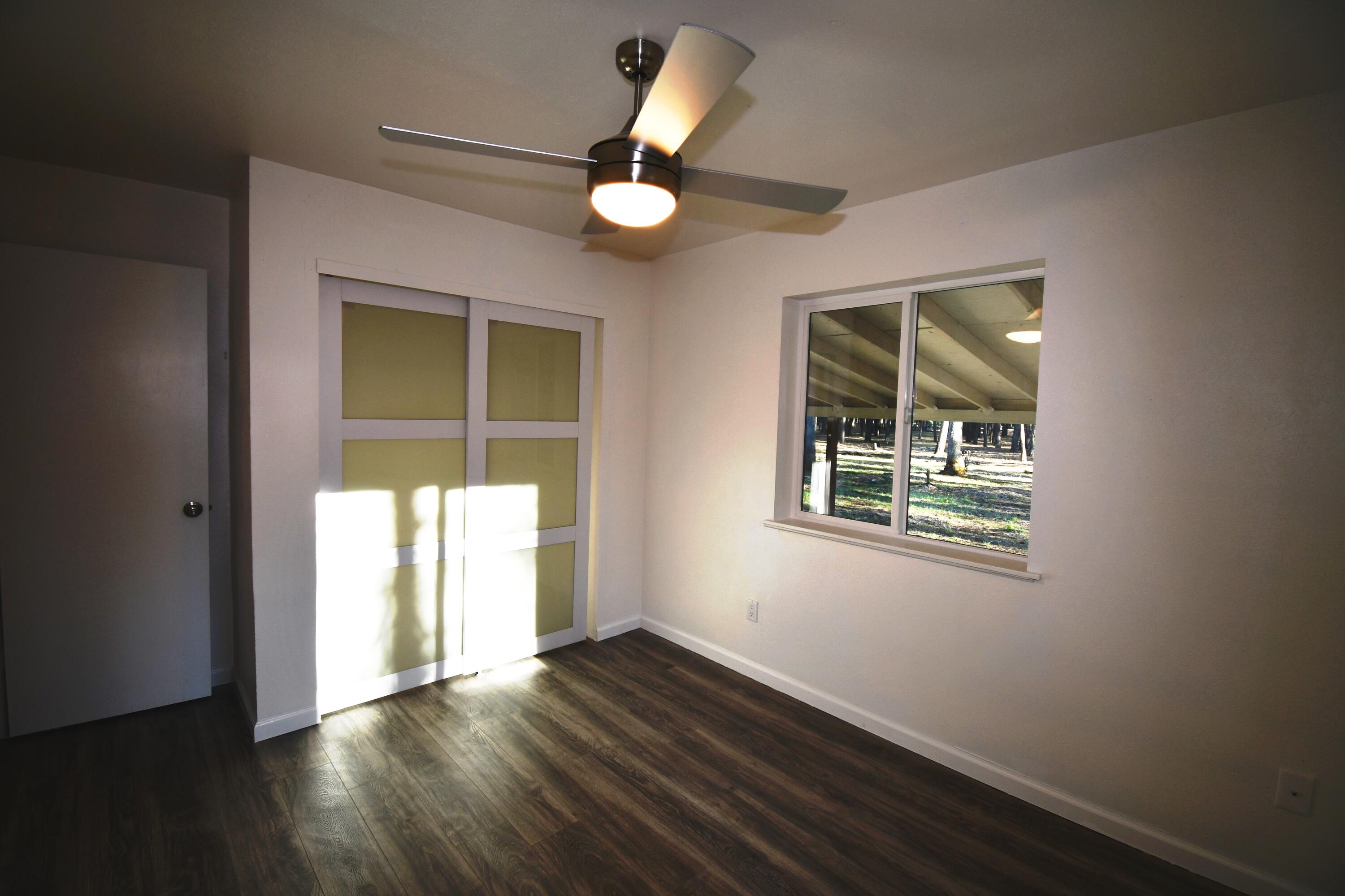 property viewer photo 25