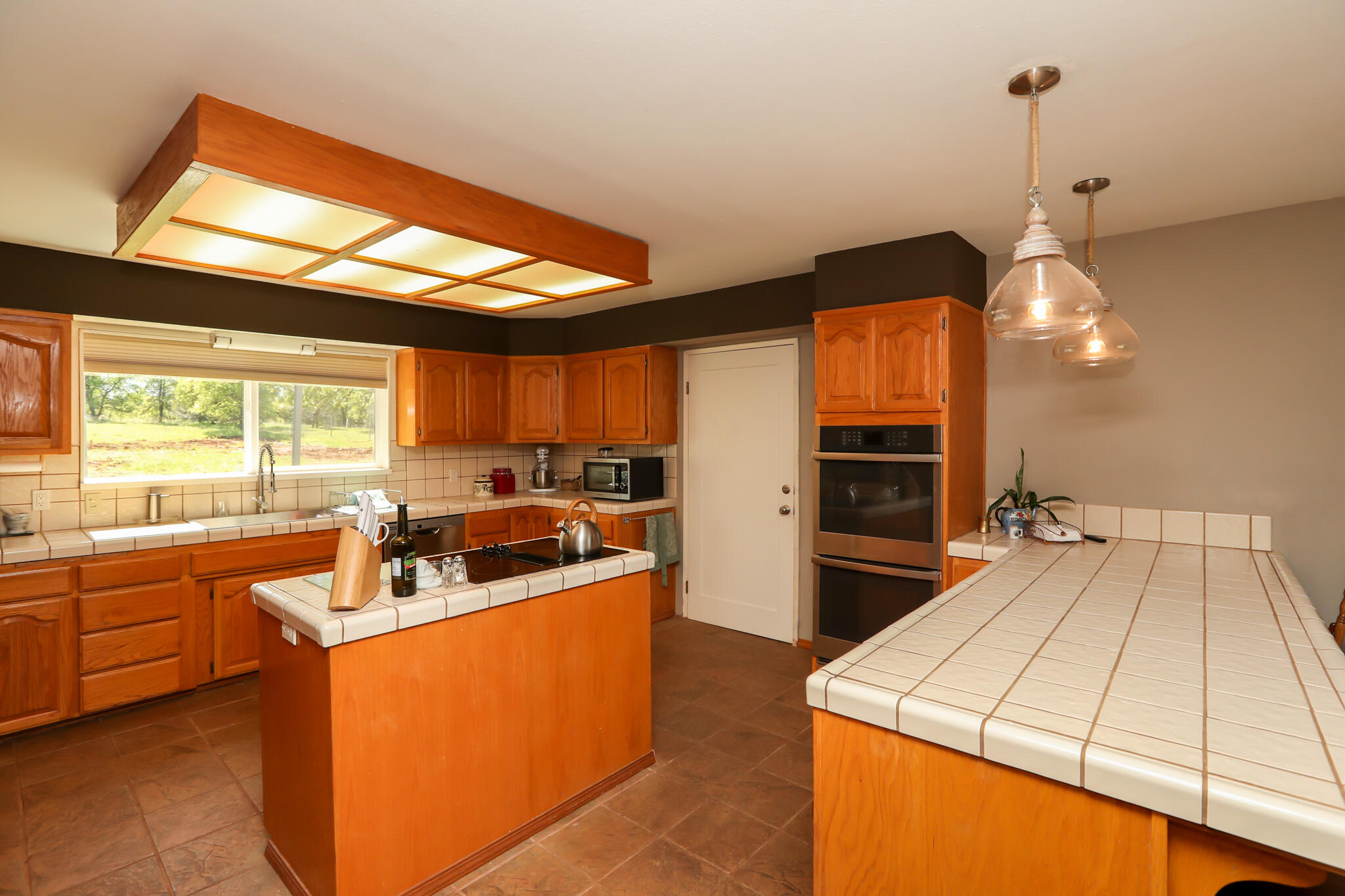 property viewer photo 23