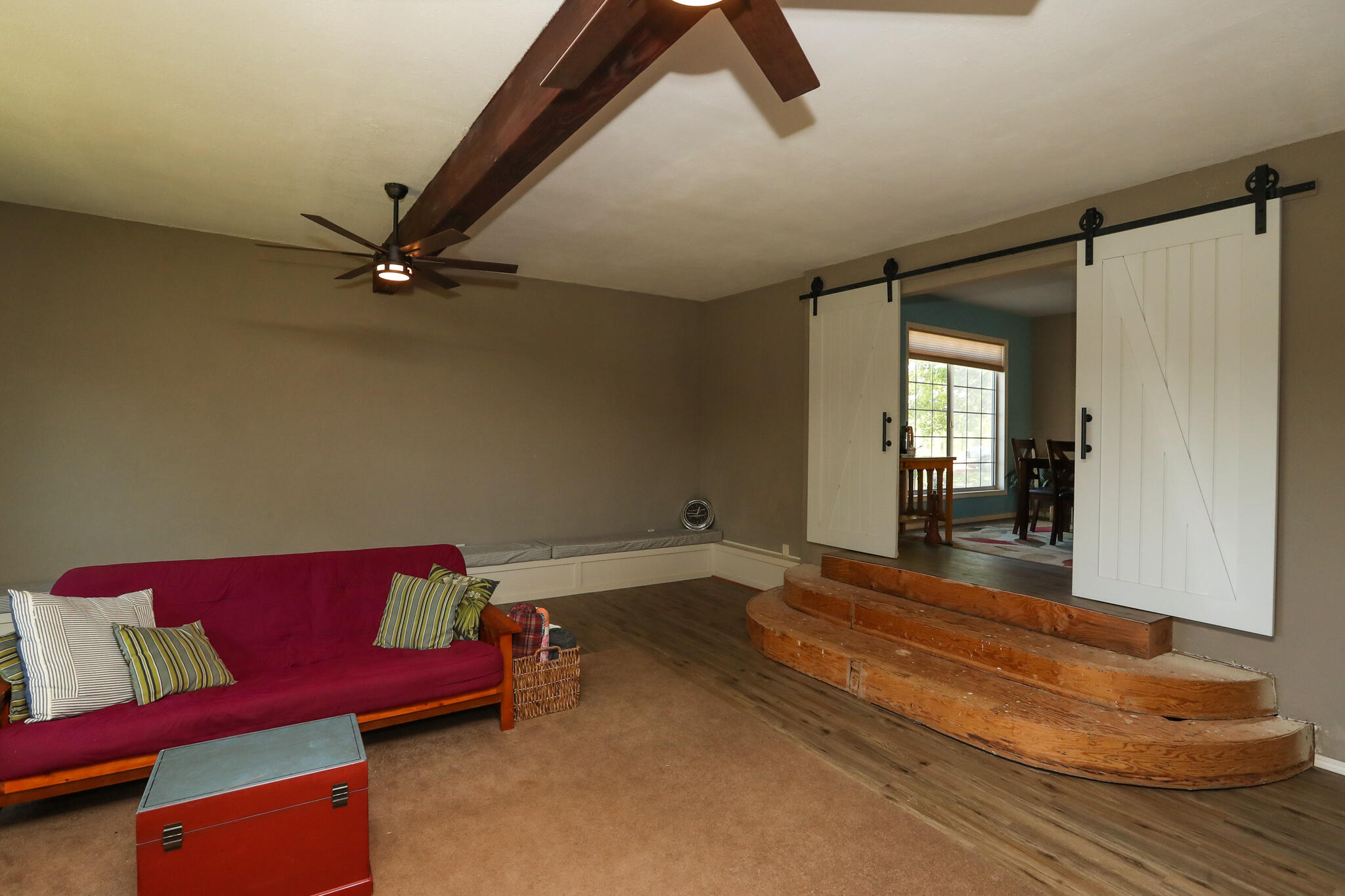 property viewer photo 42