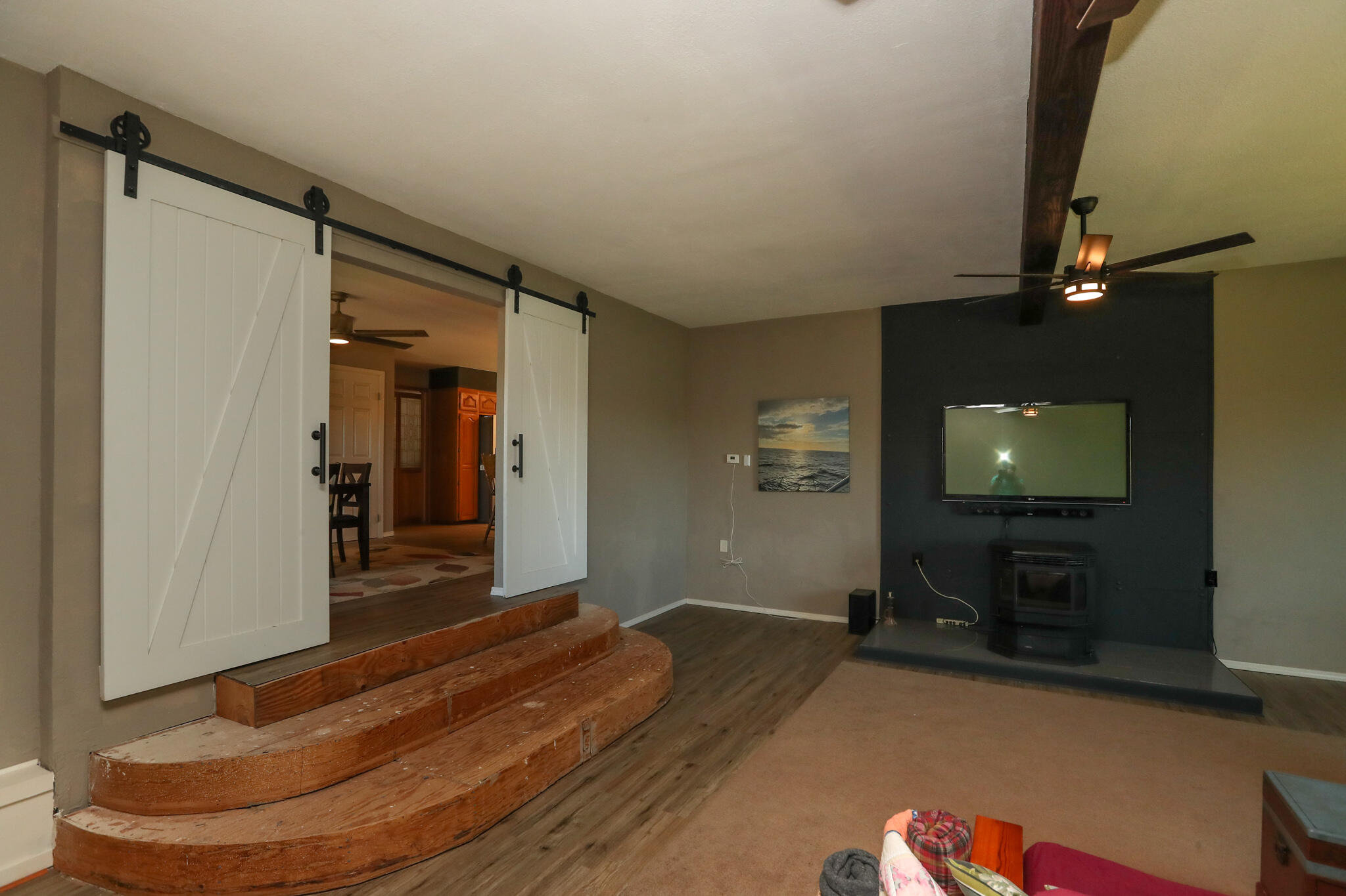 property viewer photo 44