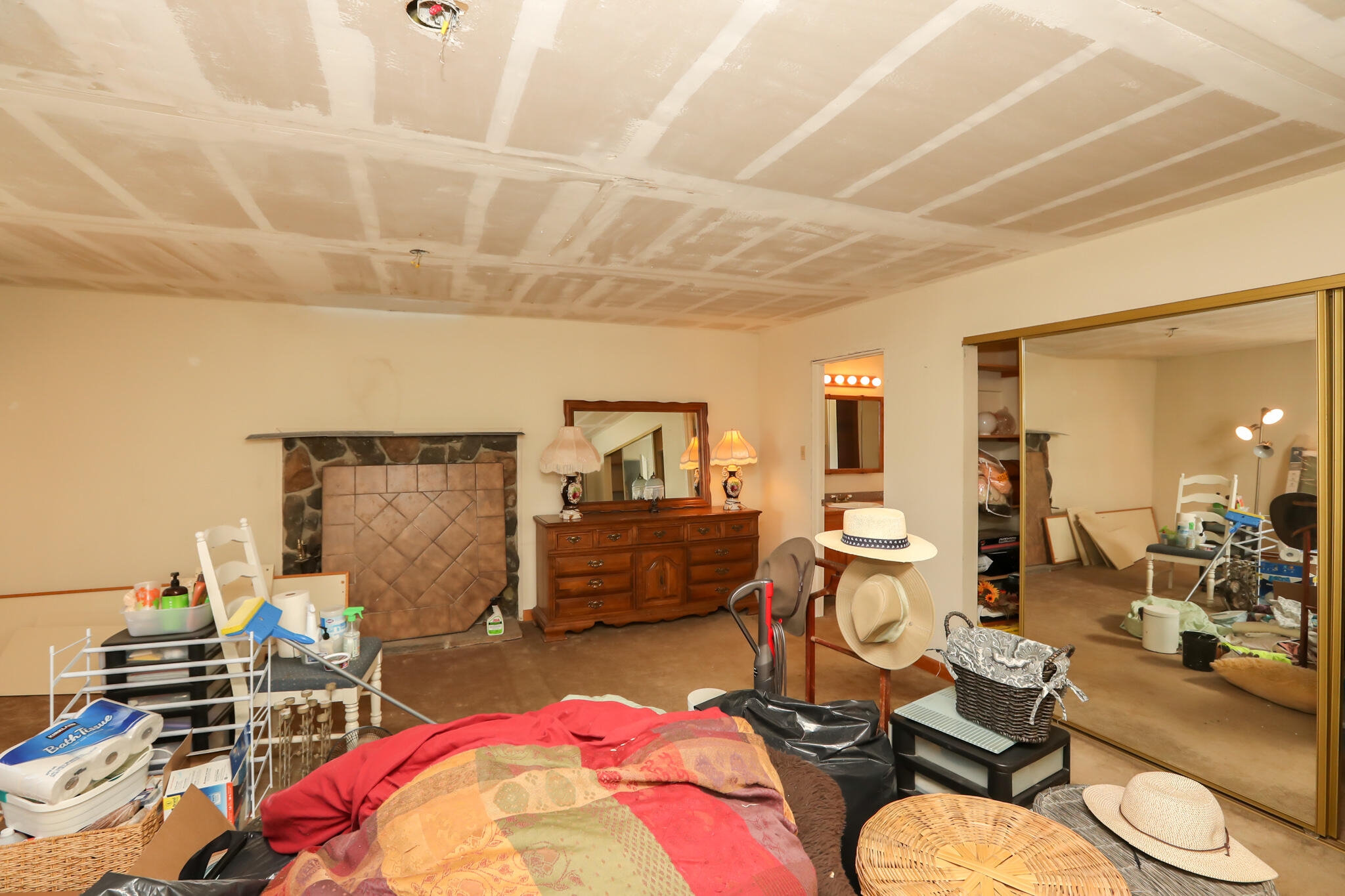 property viewer photo 64