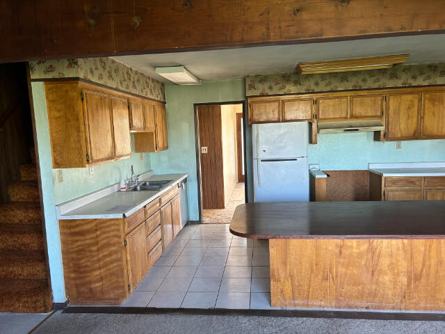 property viewer photo 7
