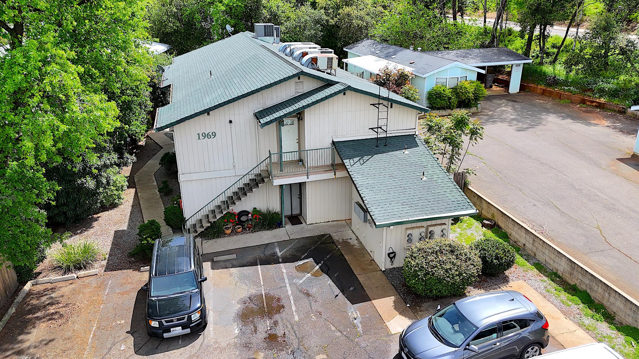 property viewer photo 1