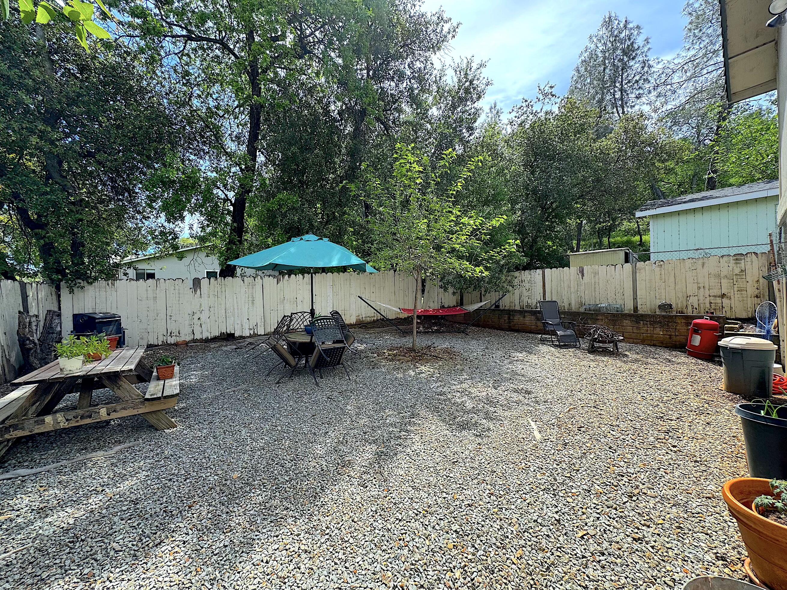 property viewer photo 13