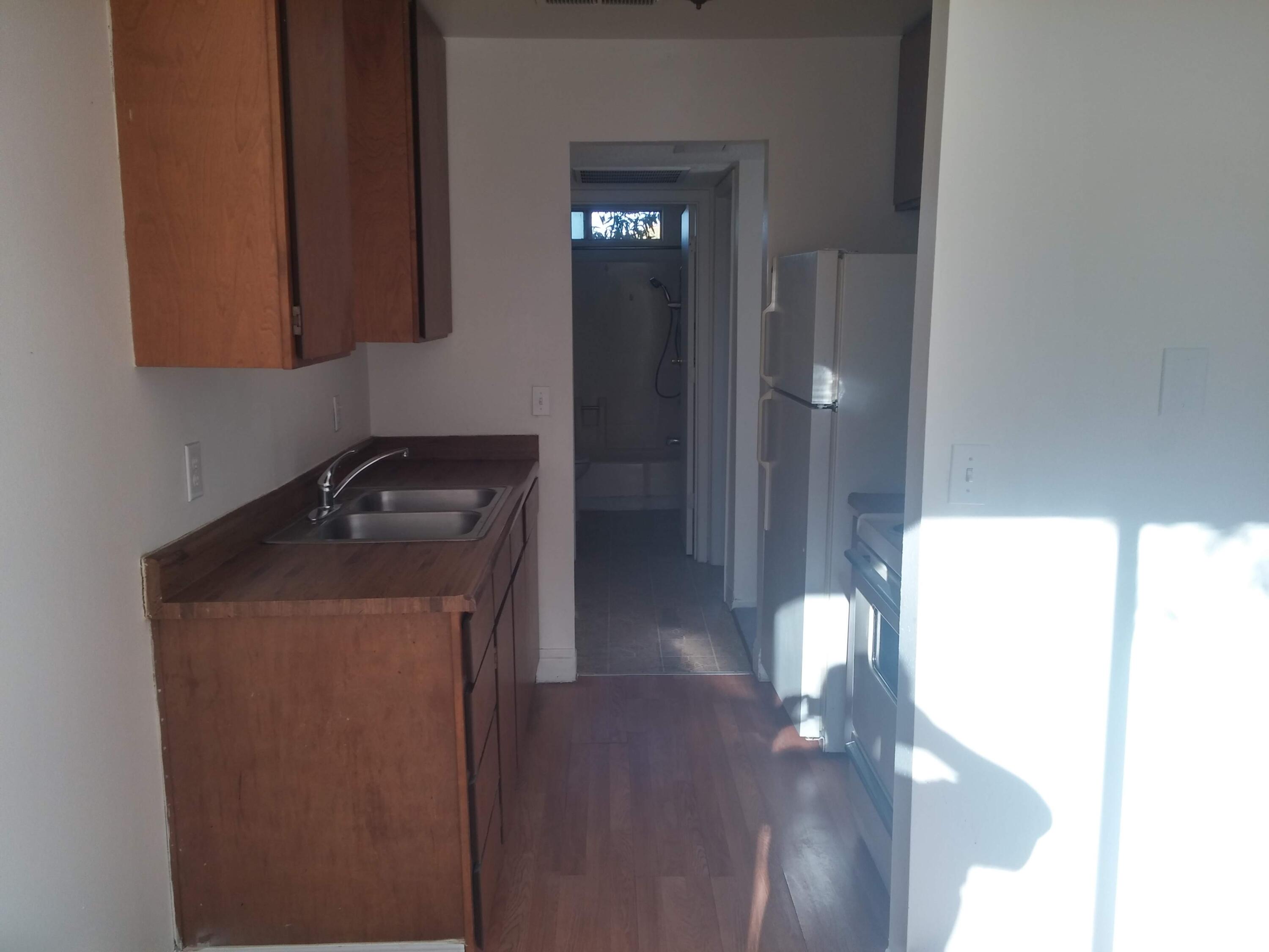 property viewer photo 8