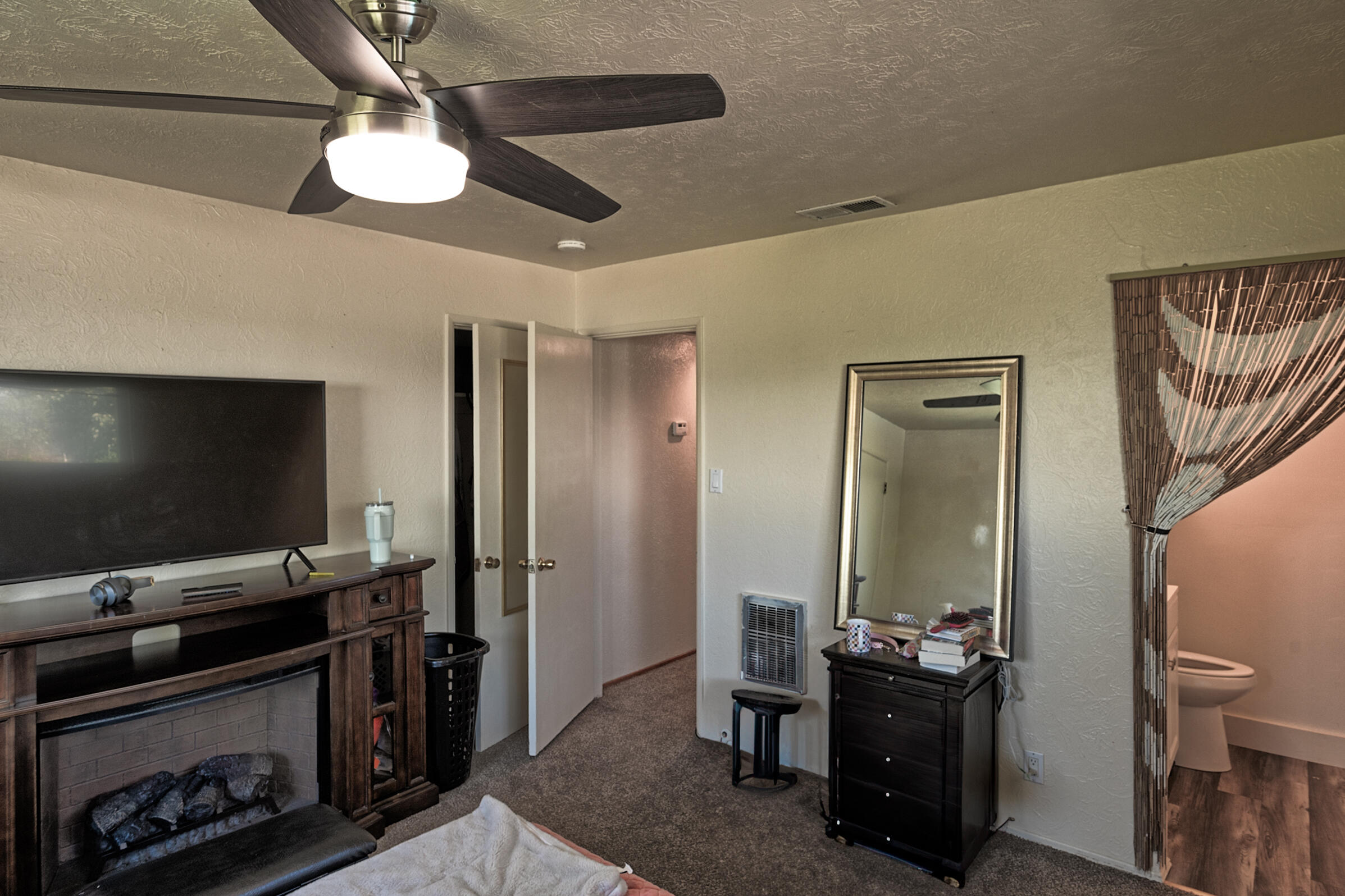 property viewer photo 16