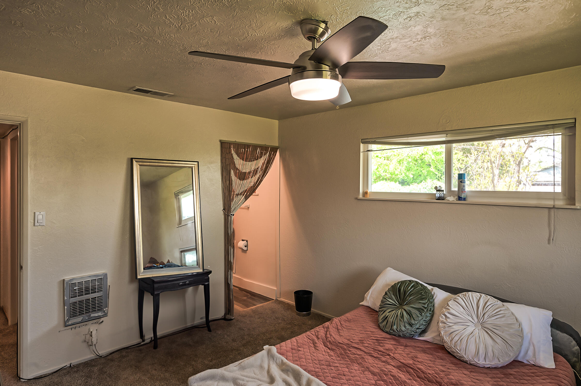 property viewer photo 3