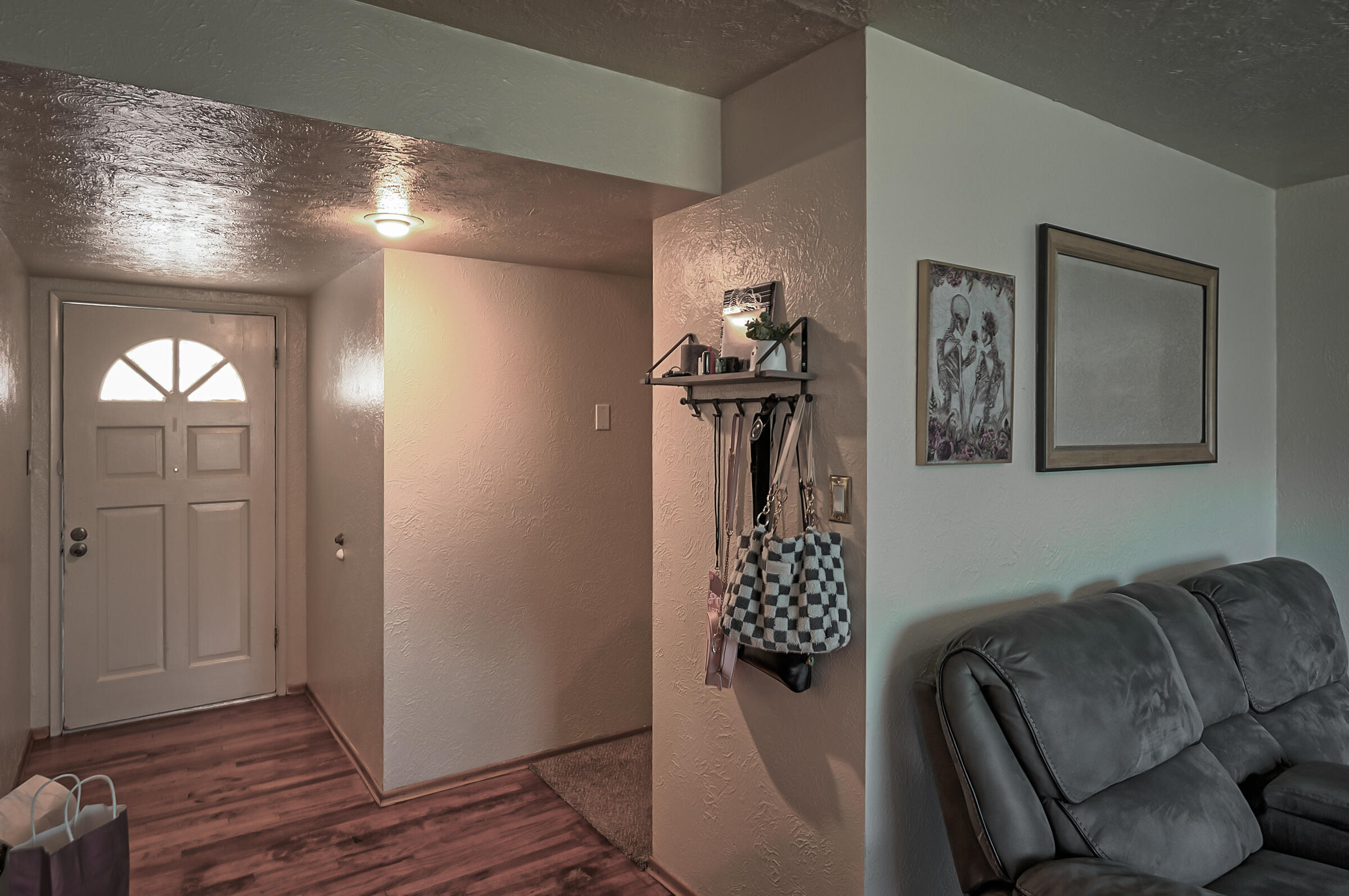 property viewer photo 6