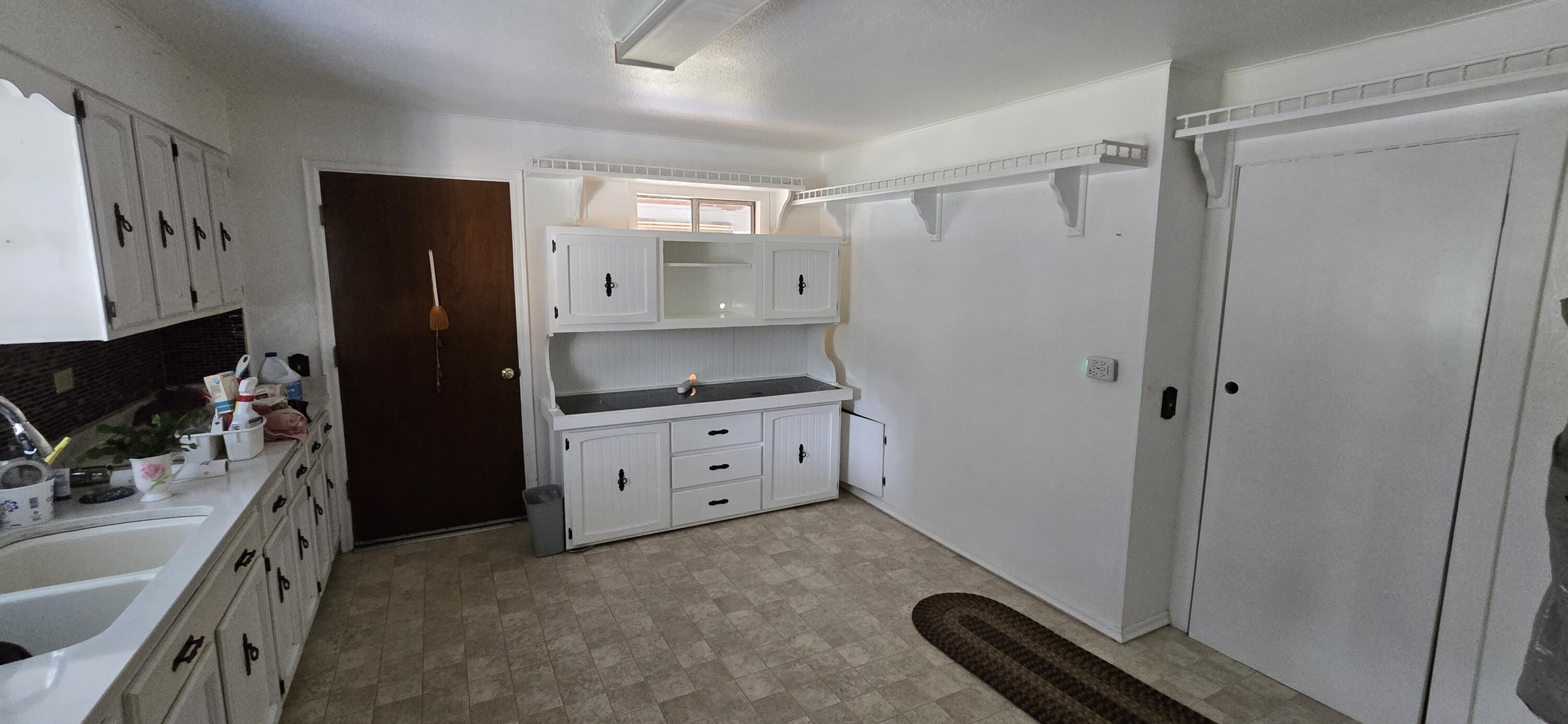 property viewer photo 13