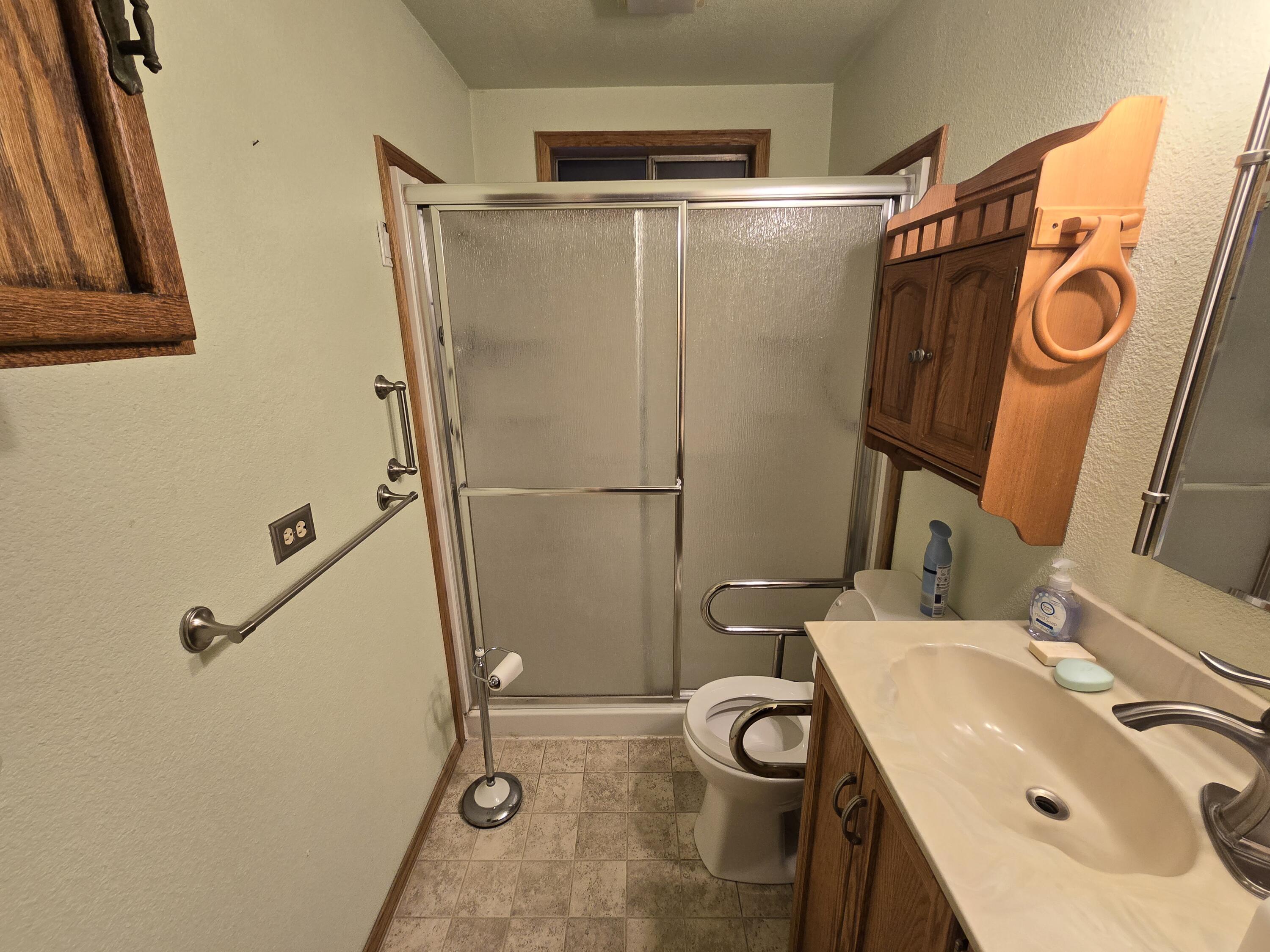 property viewer photo 16