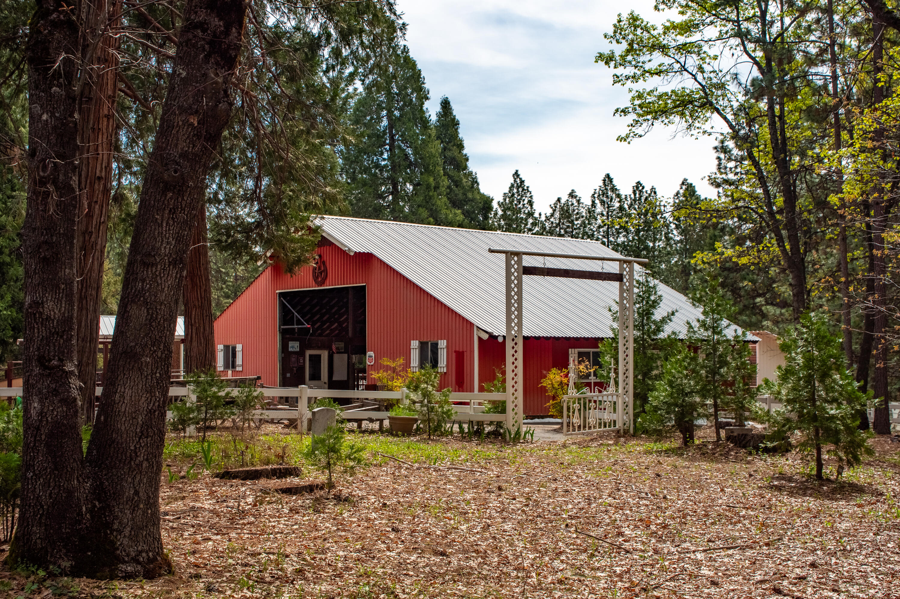 main property photo 35
