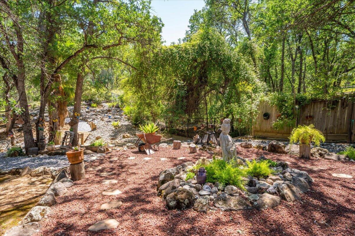 property viewer photo 11