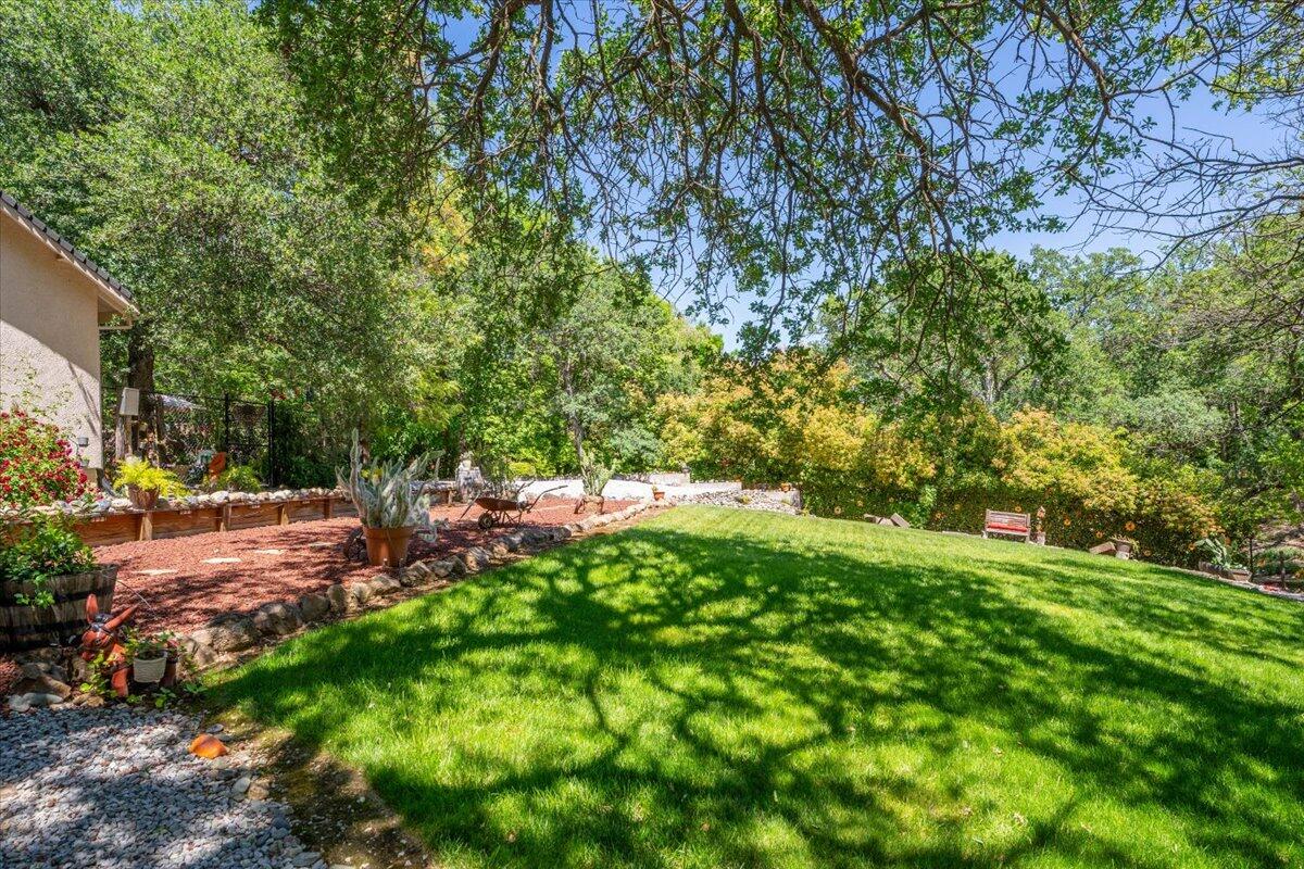 property viewer photo 15