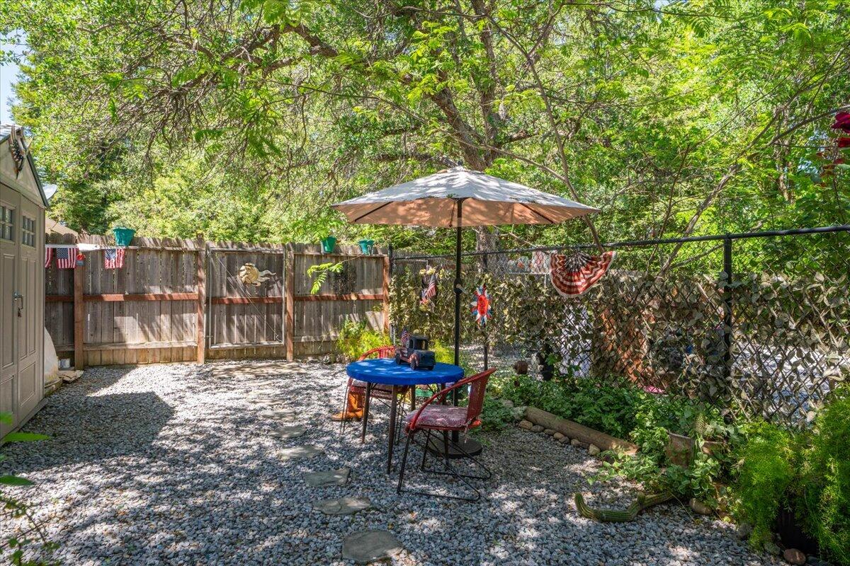 property viewer photo 20