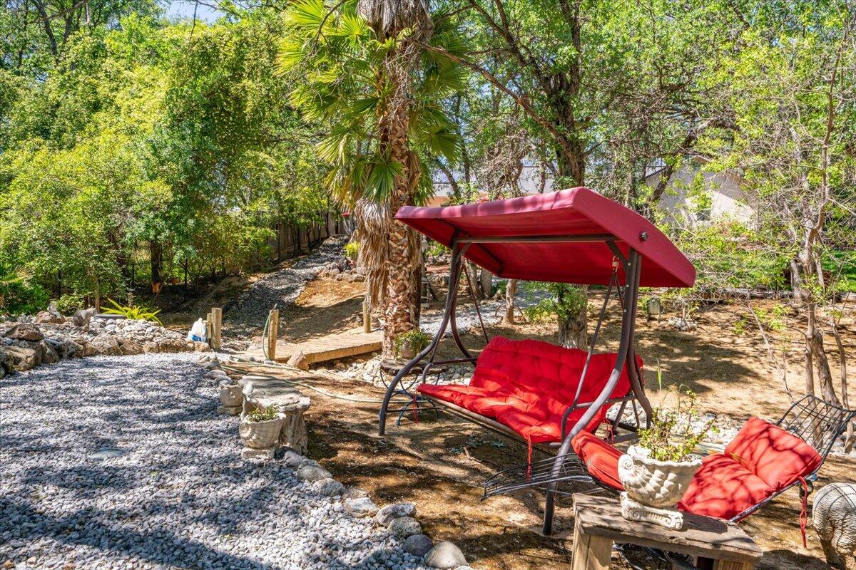 property viewer photo 24