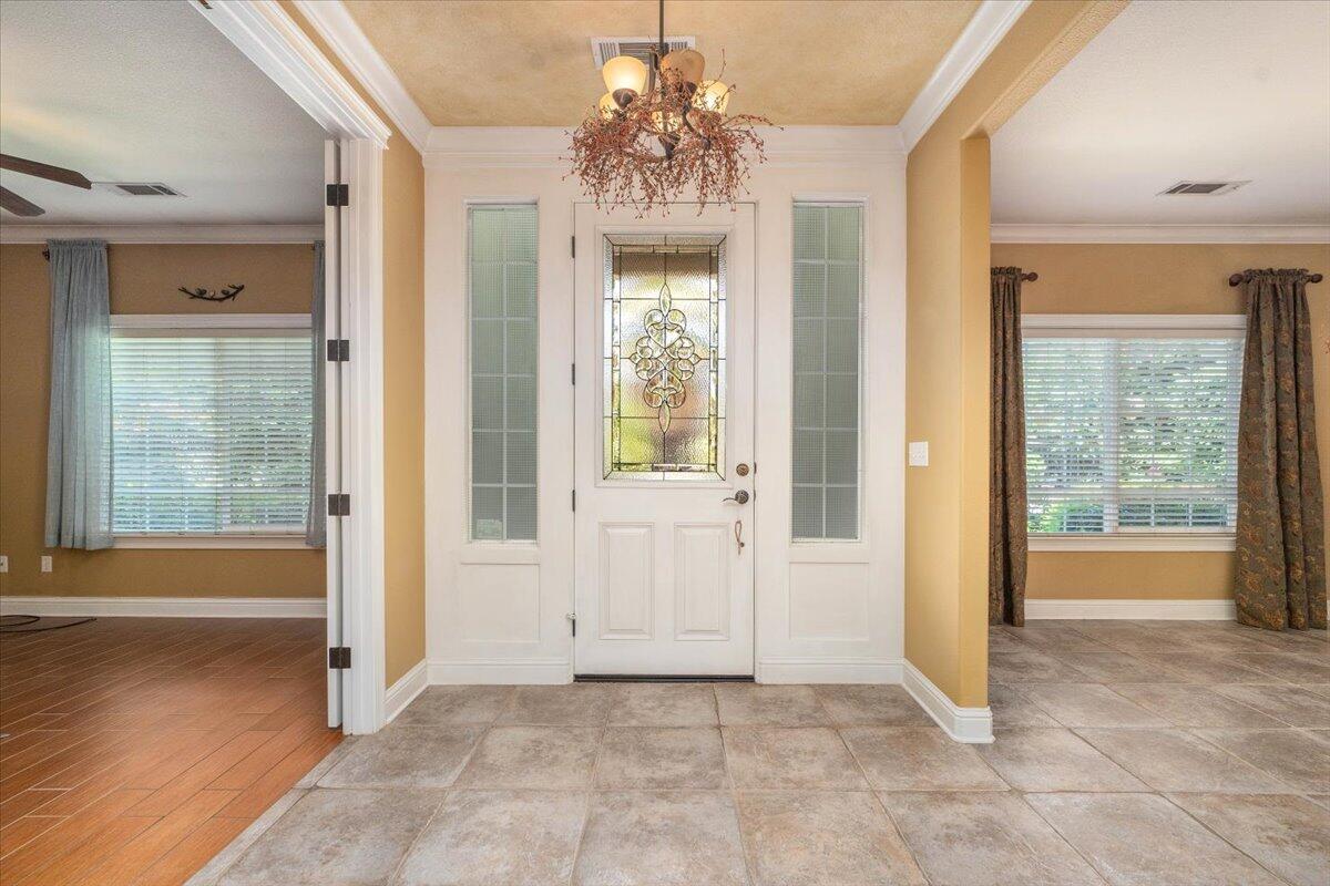 property viewer photo 30