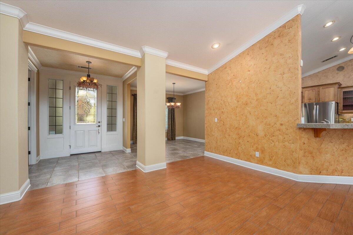 property viewer photo 31