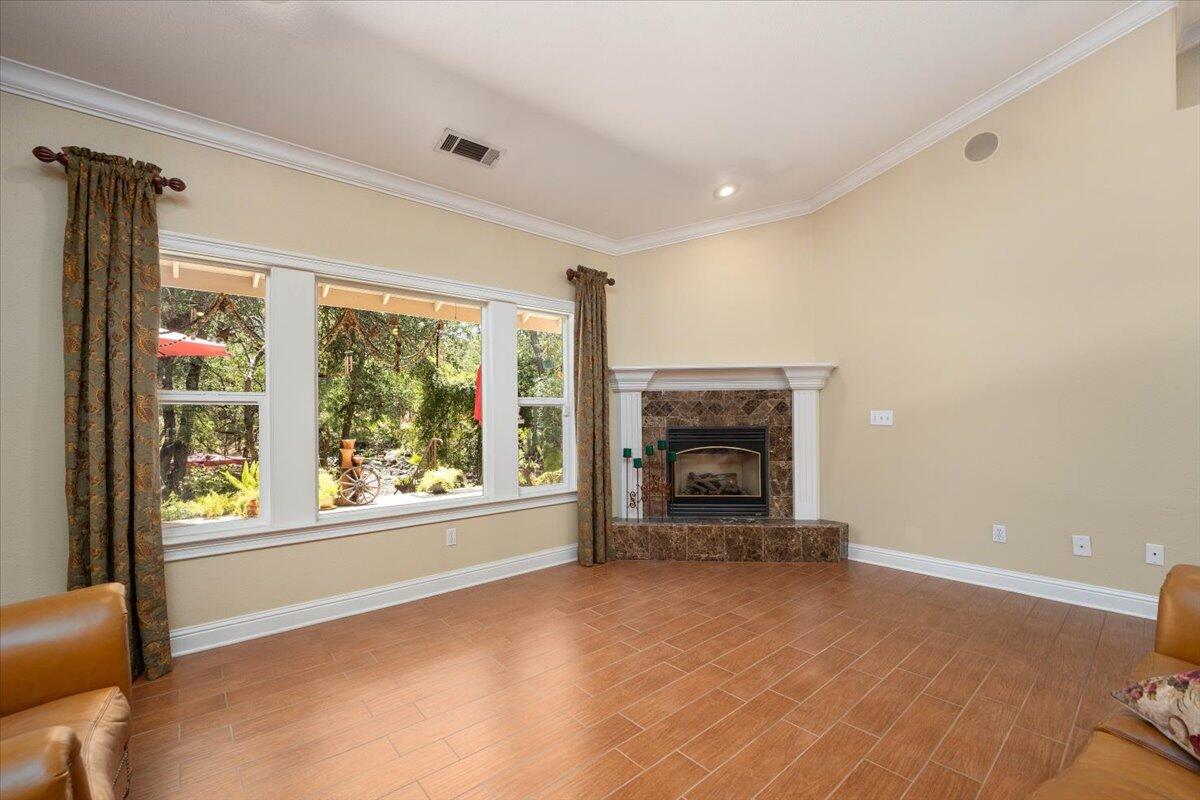 property viewer photo 32