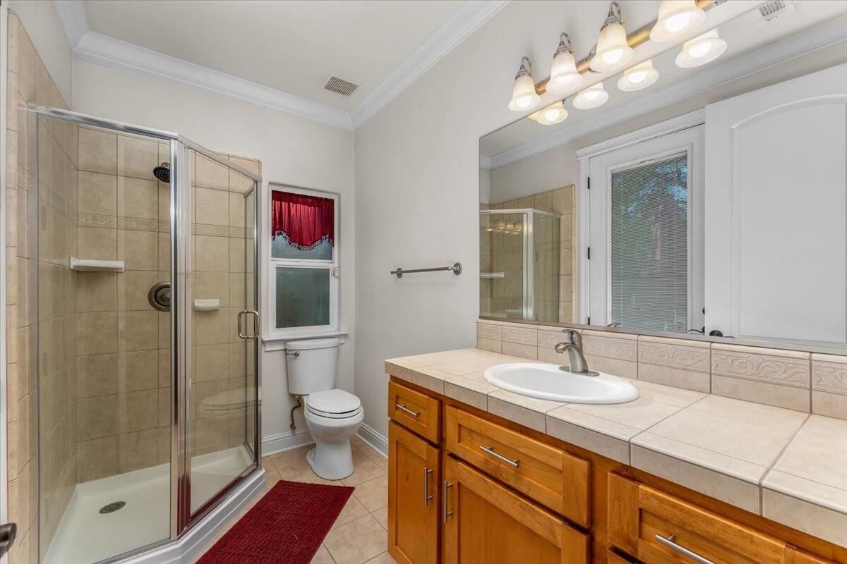 property viewer photo 46