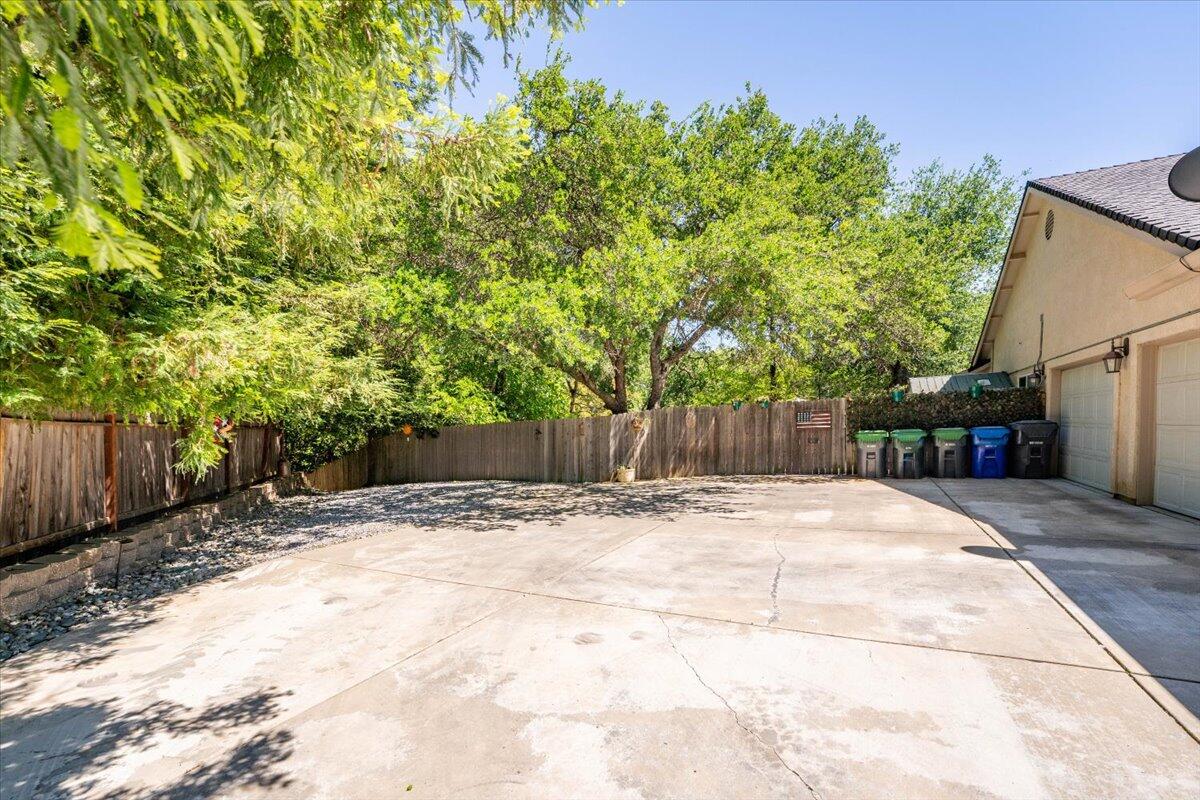 property viewer photo 54