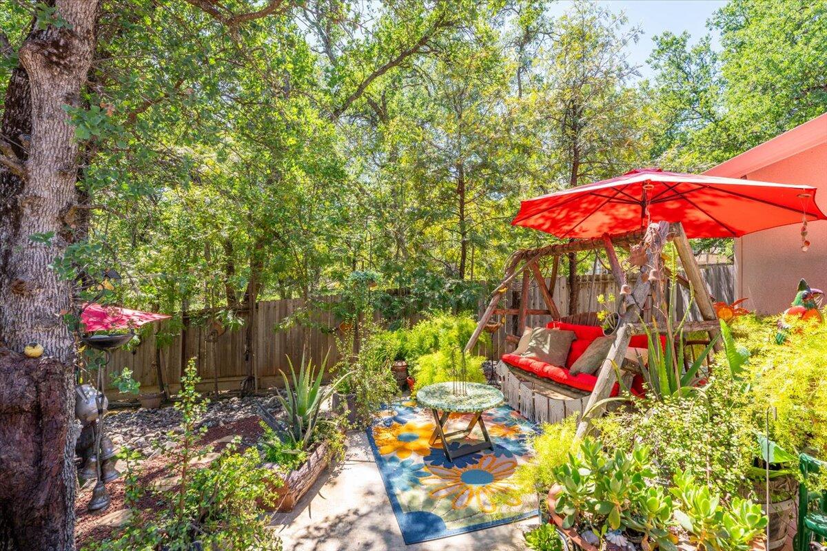 property viewer photo 7