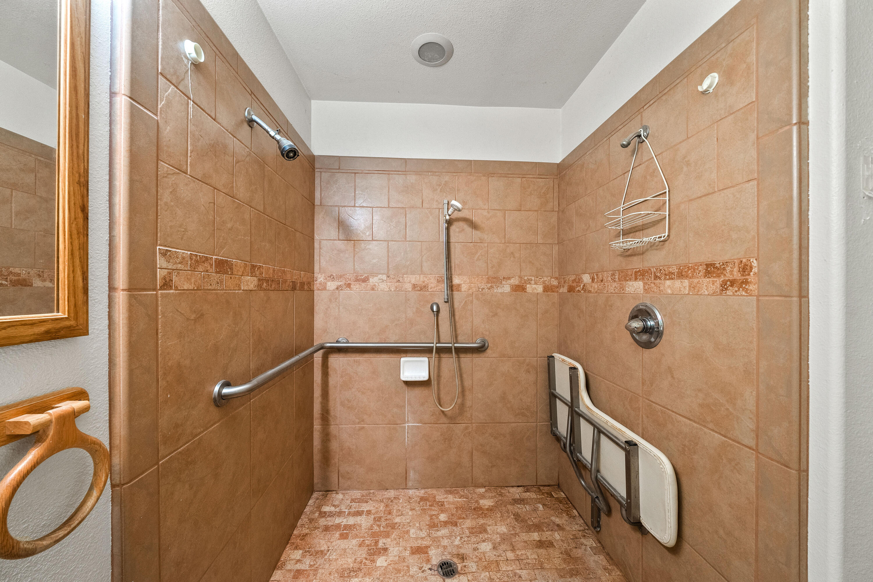 property viewer photo 22