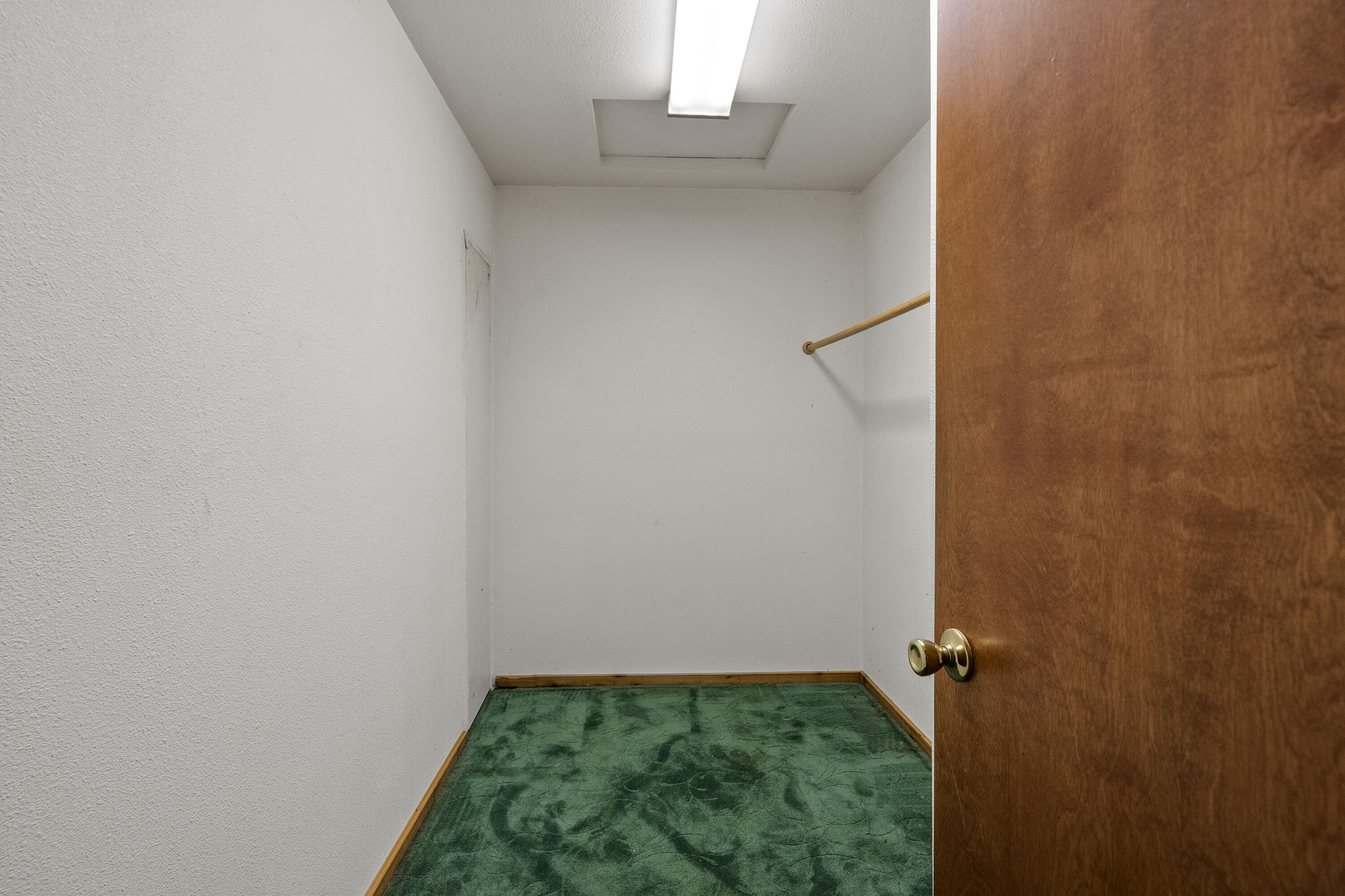 property viewer photo 23
