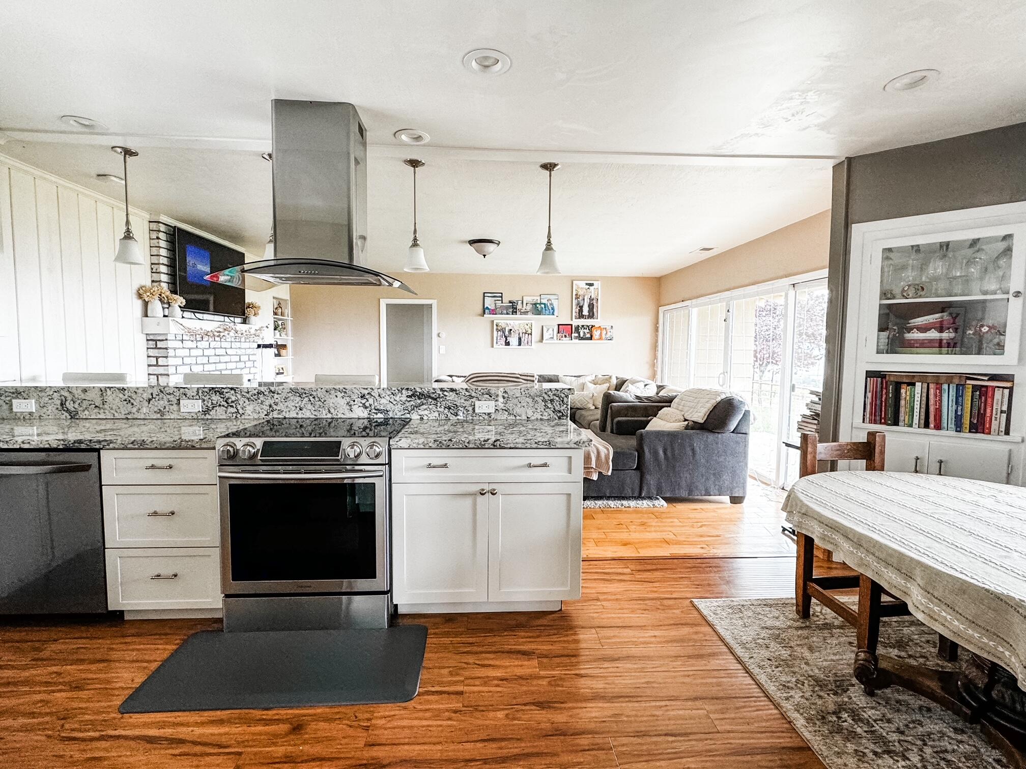 property viewer photo 41