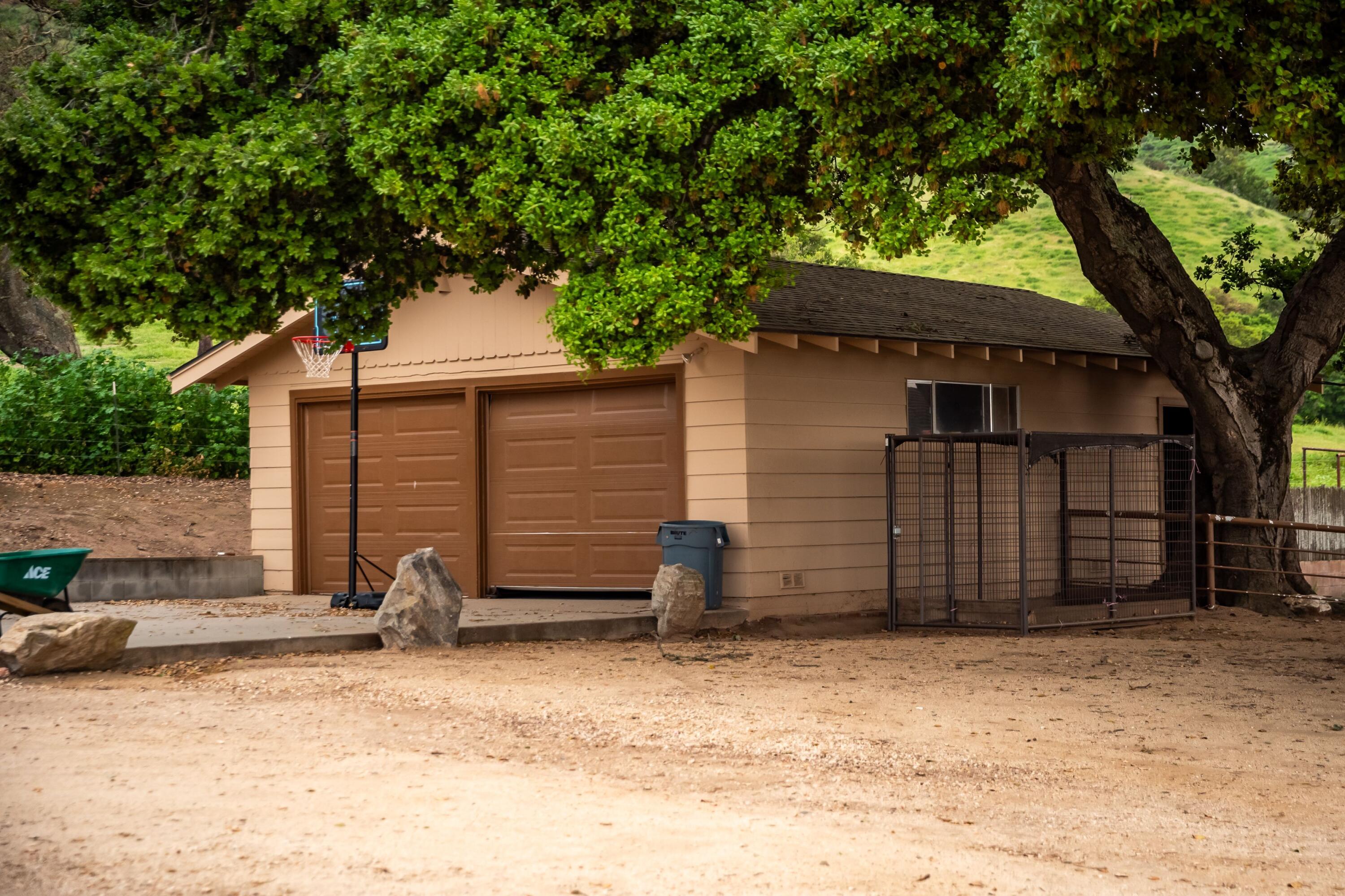 property viewer photo 45