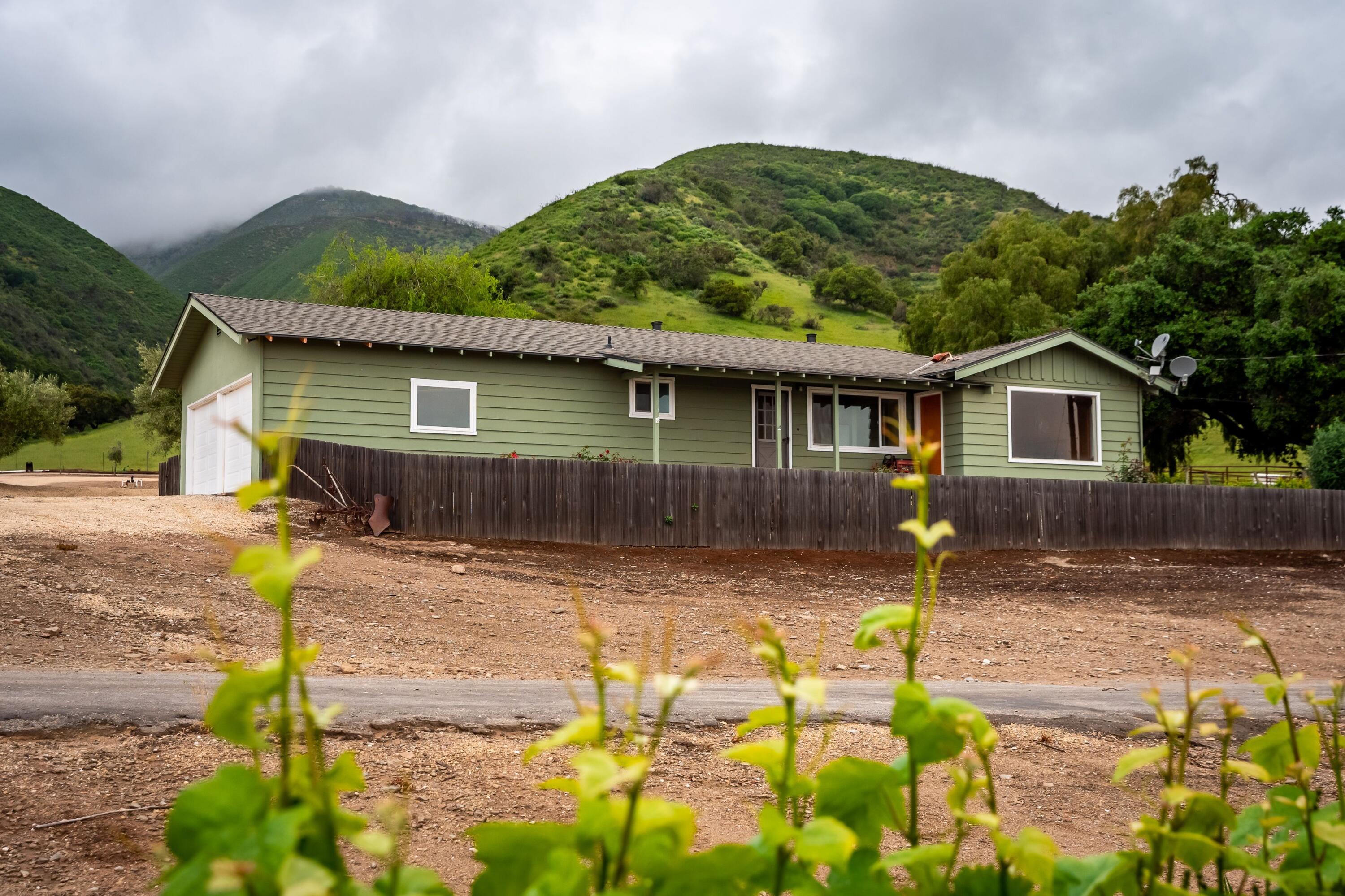 property viewer photo 48