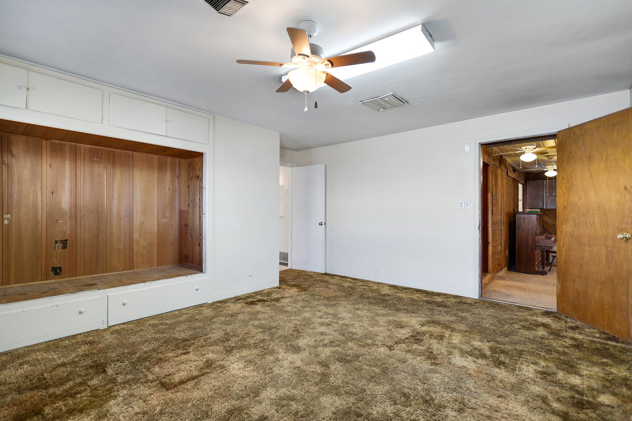 property viewer photo 18
