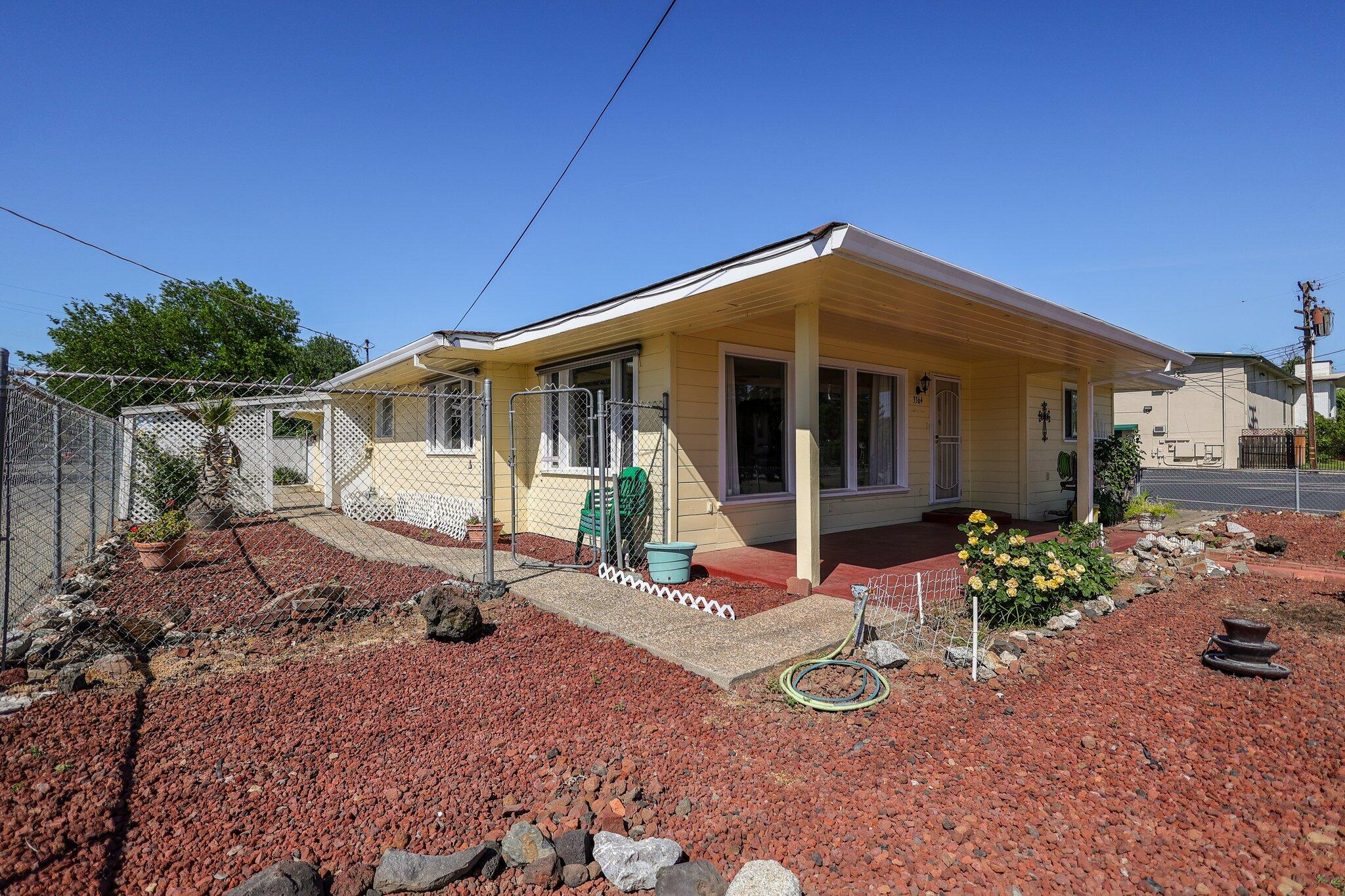property viewer photo 2