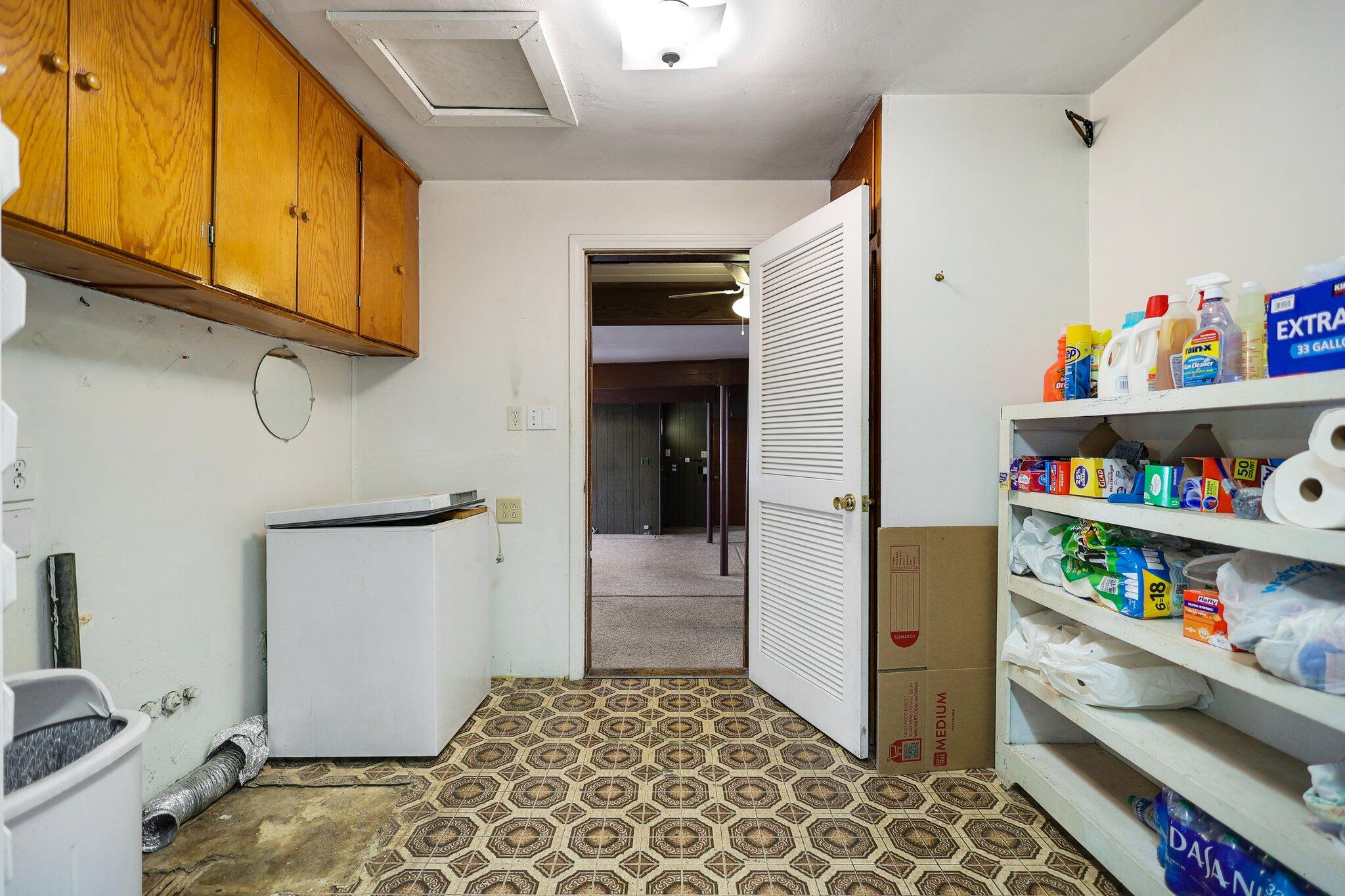 property viewer photo 30