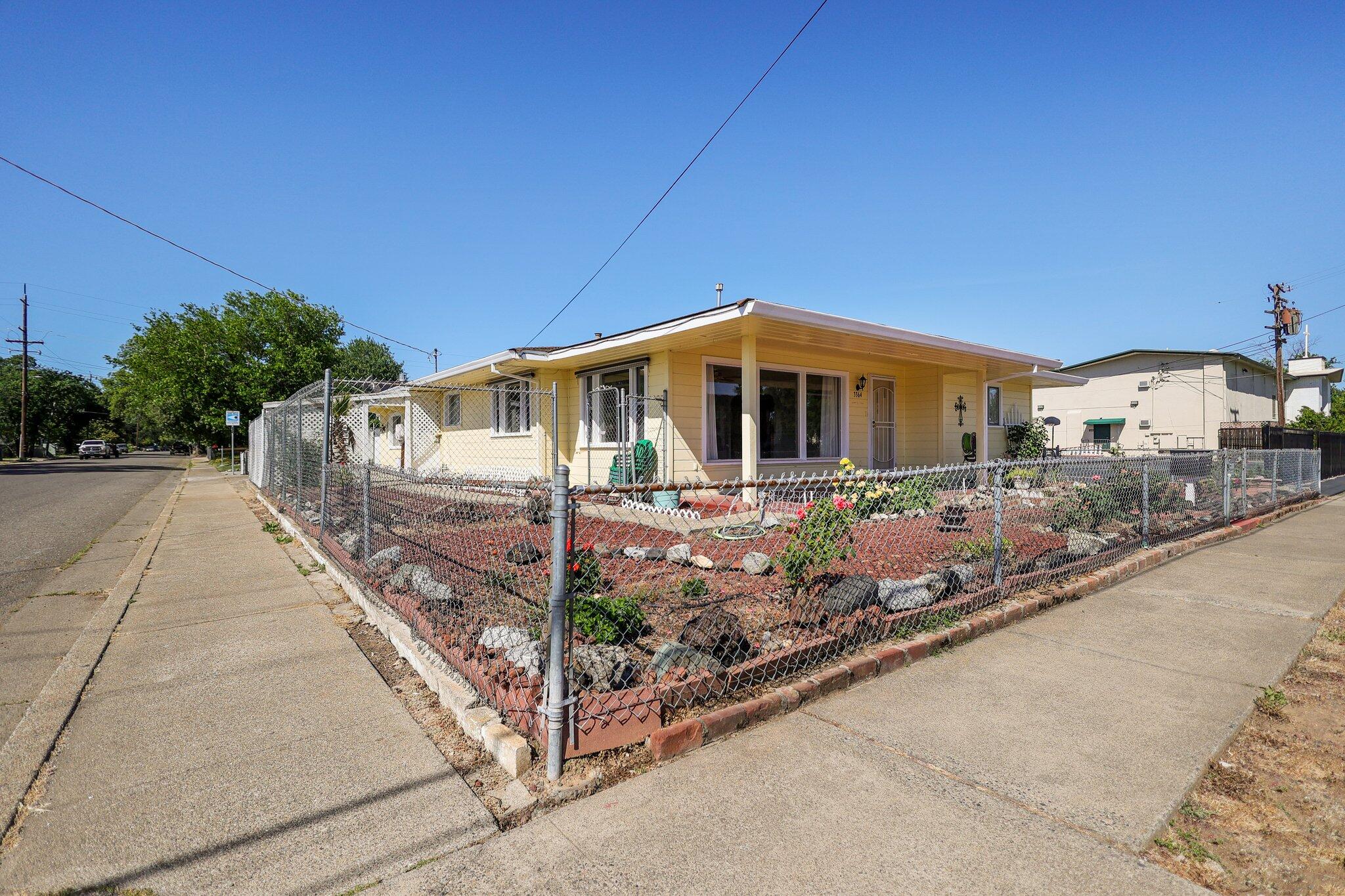 property viewer photo 40