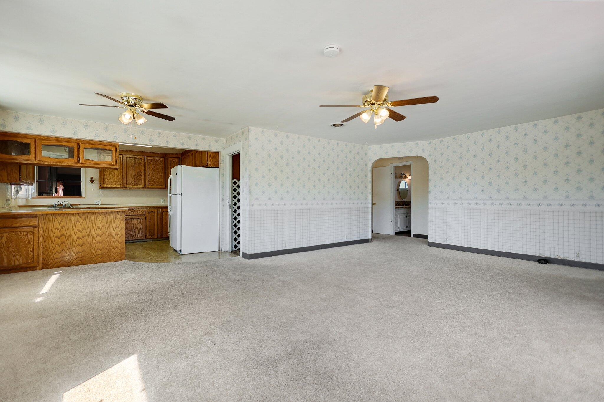 property viewer photo 6