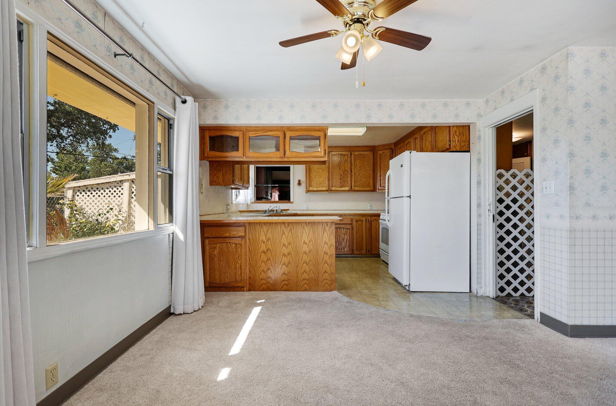 property viewer photo 7