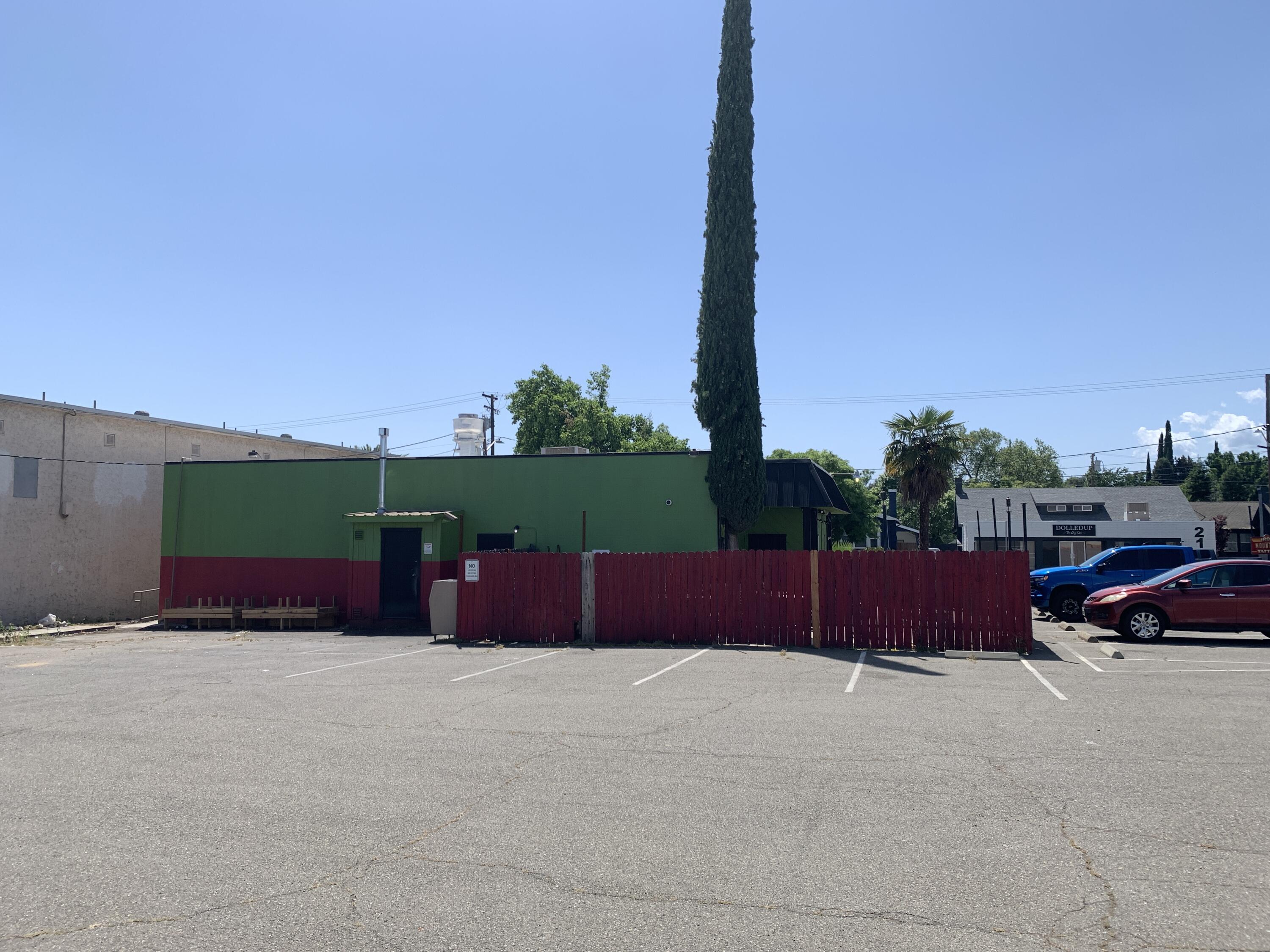 main property photo 6