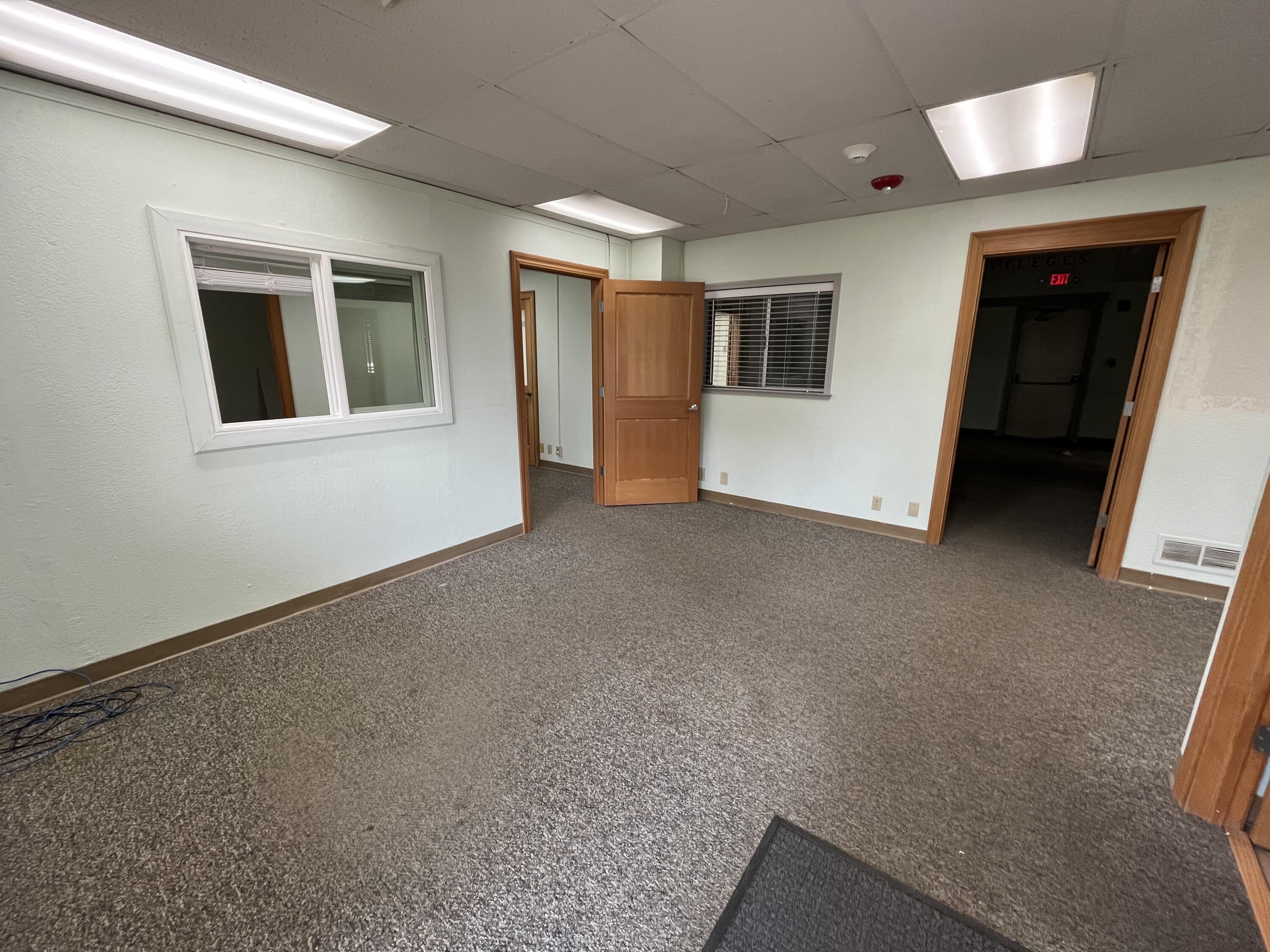 property viewer photo 3